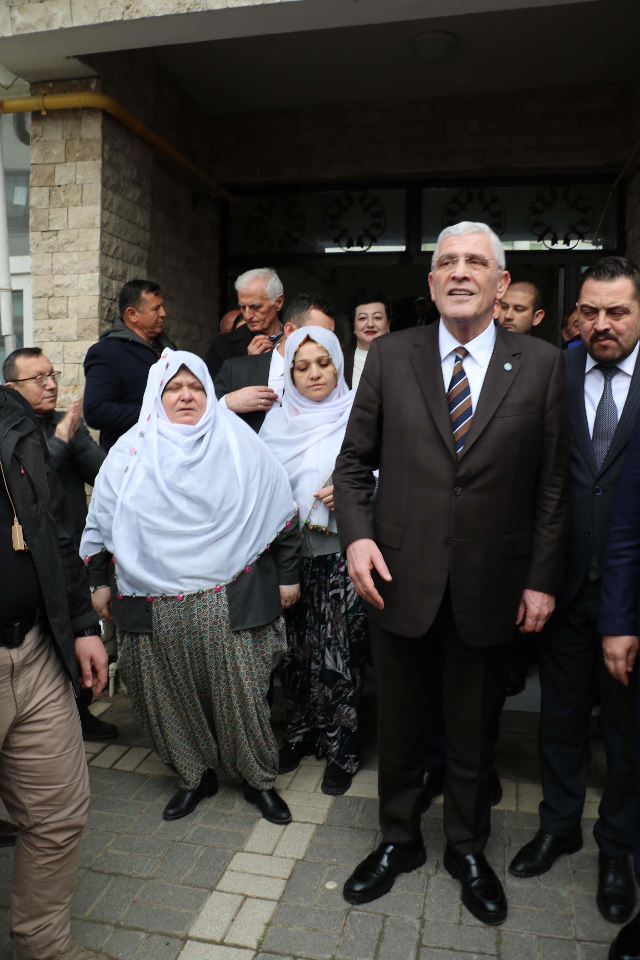 Mihalgazi Belediye Başkanı Hüseyin Akgün AK Parti ziyareti