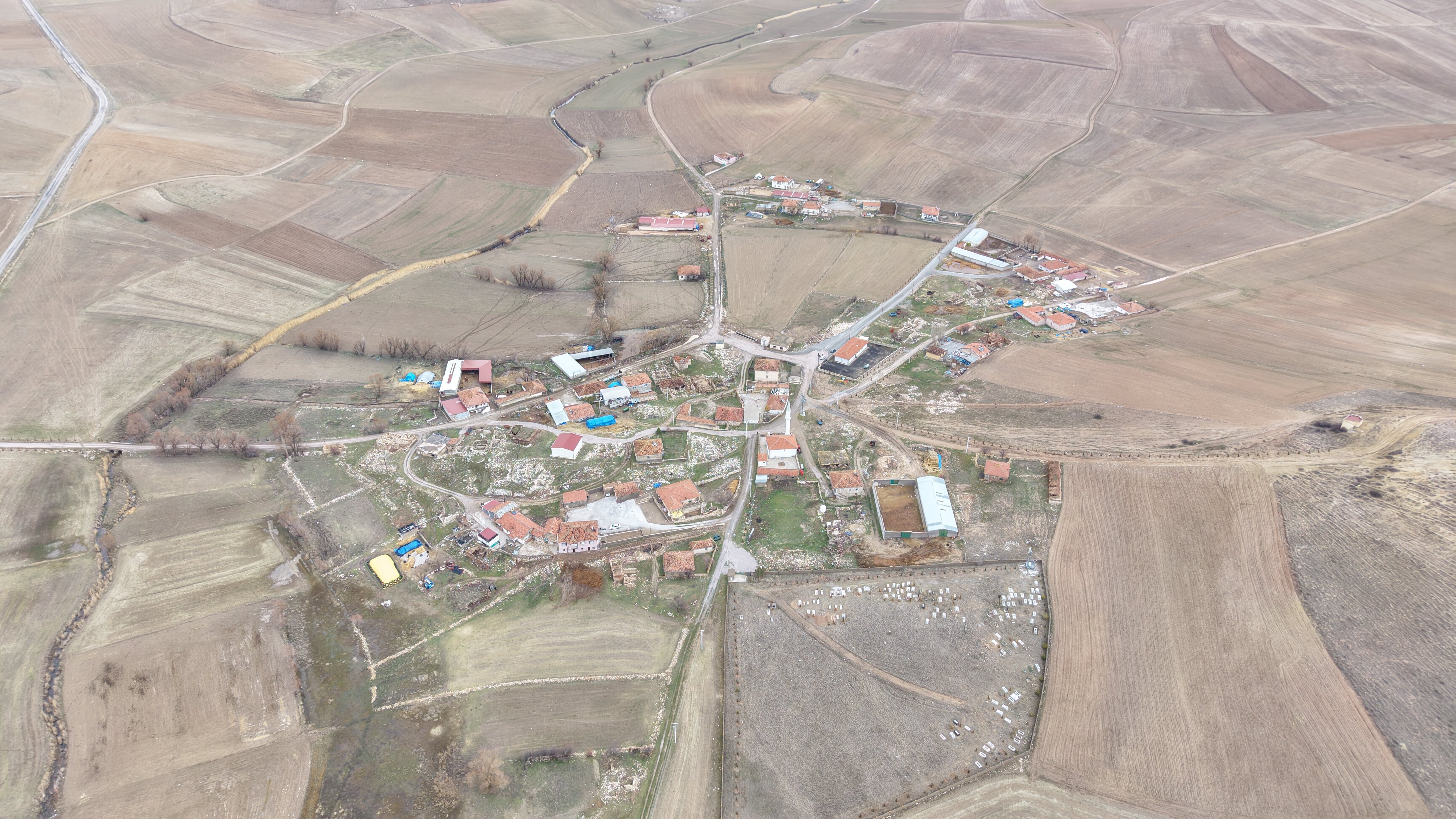 Aylı Köyü Muhtarı Cüneyt Cesur