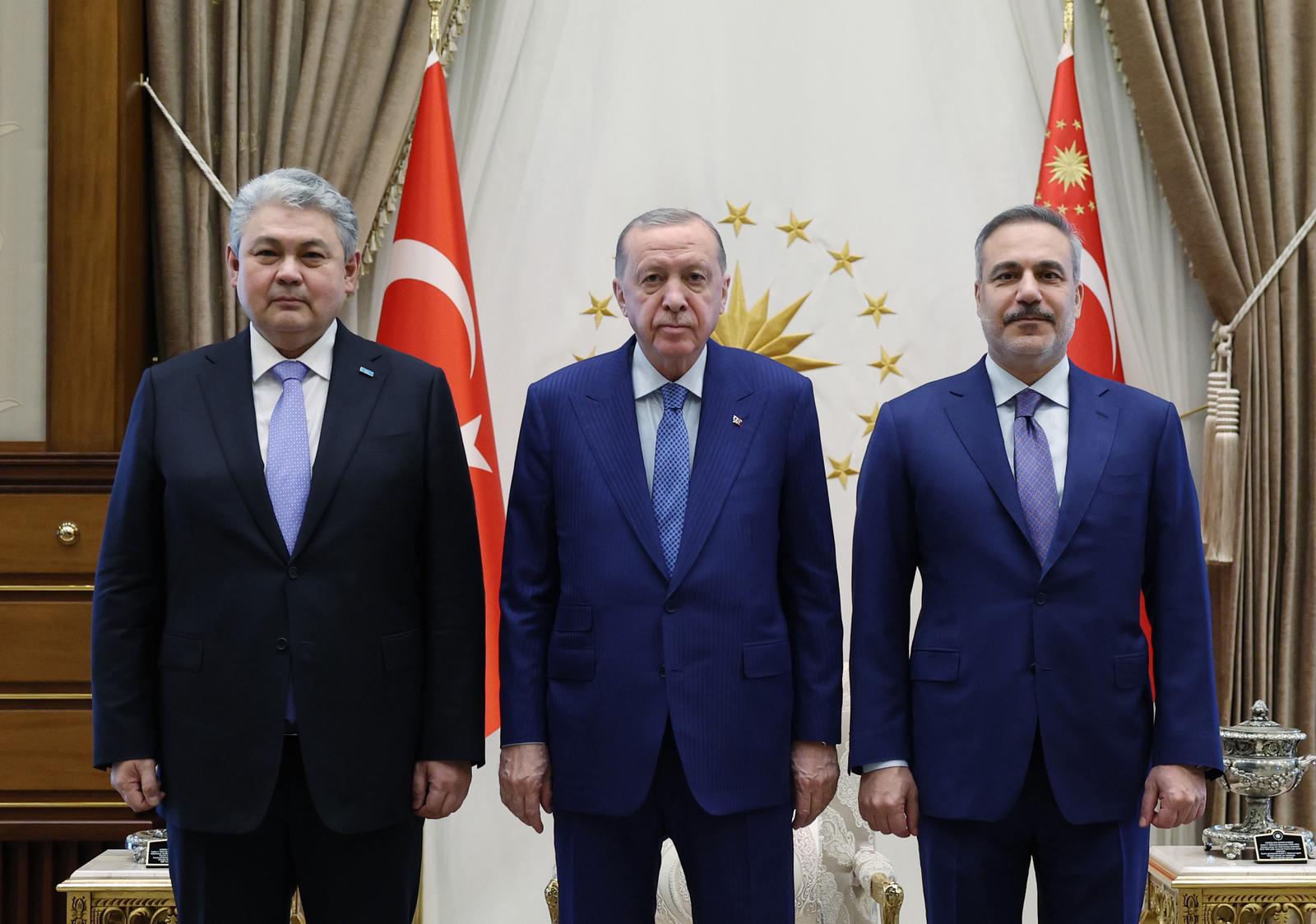 Cumhurbaşkanı Erdoğan Kazakistan Dışişleri Bakanı Koşerbayev