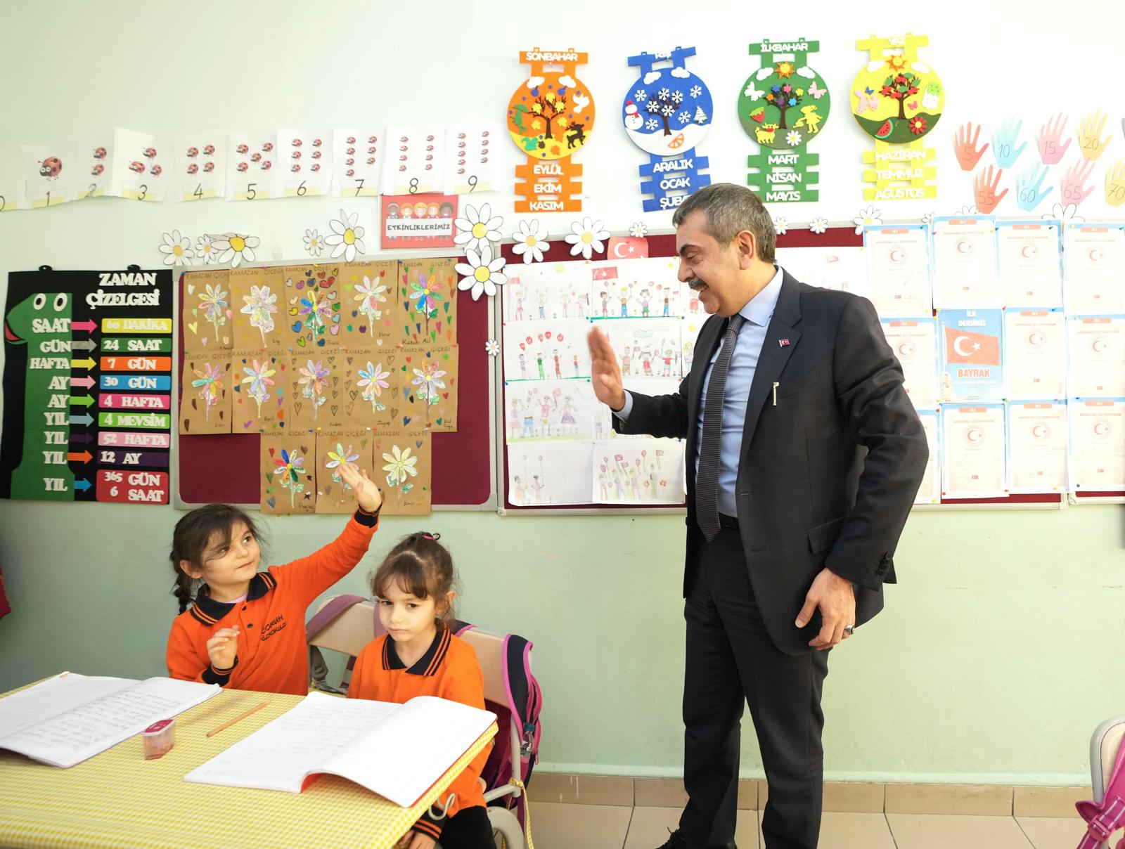 Bakan Tekin Artvin Valiliği ziyareti