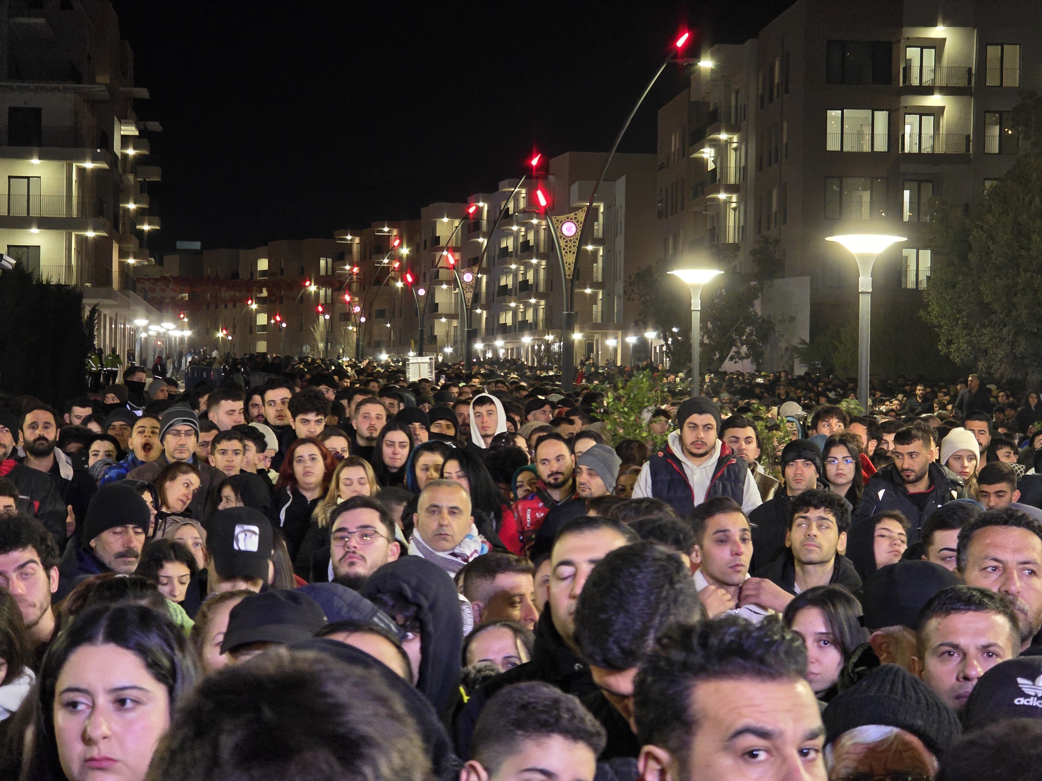 Hatay deprem anması meydan