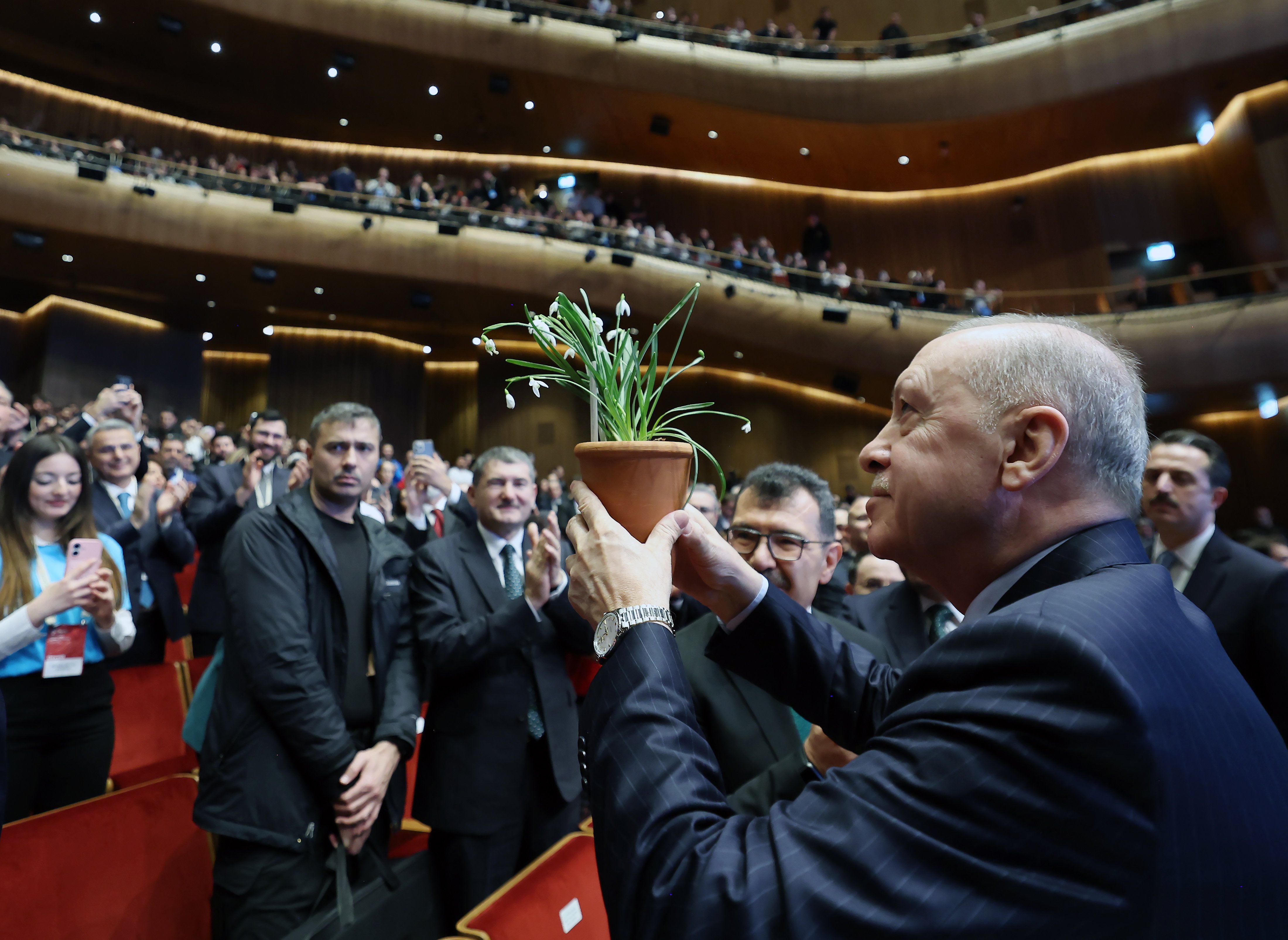 Cemre Vakfı programı