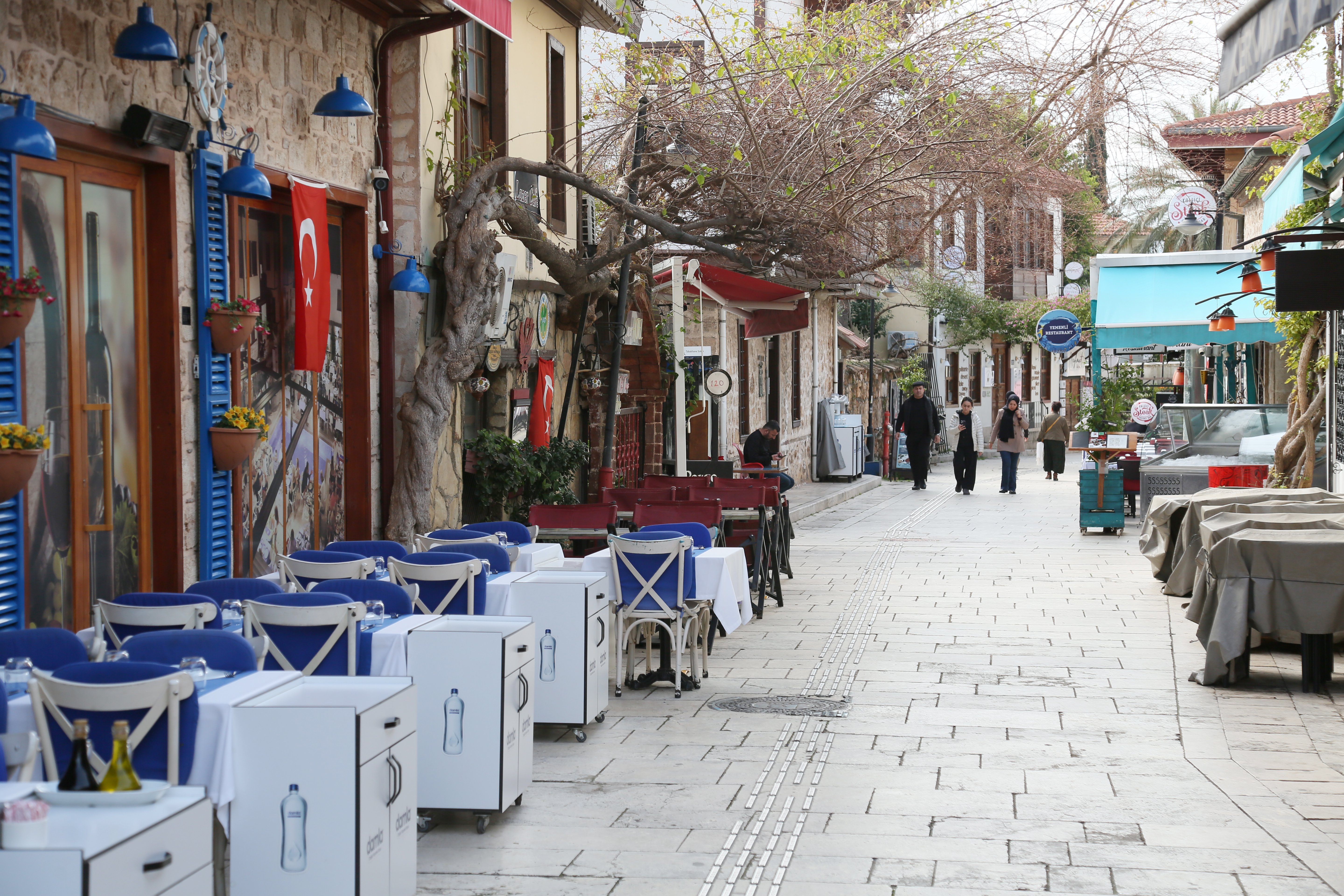 Alp Özel ANTOB Başkanı Antalya Turizm Krizi