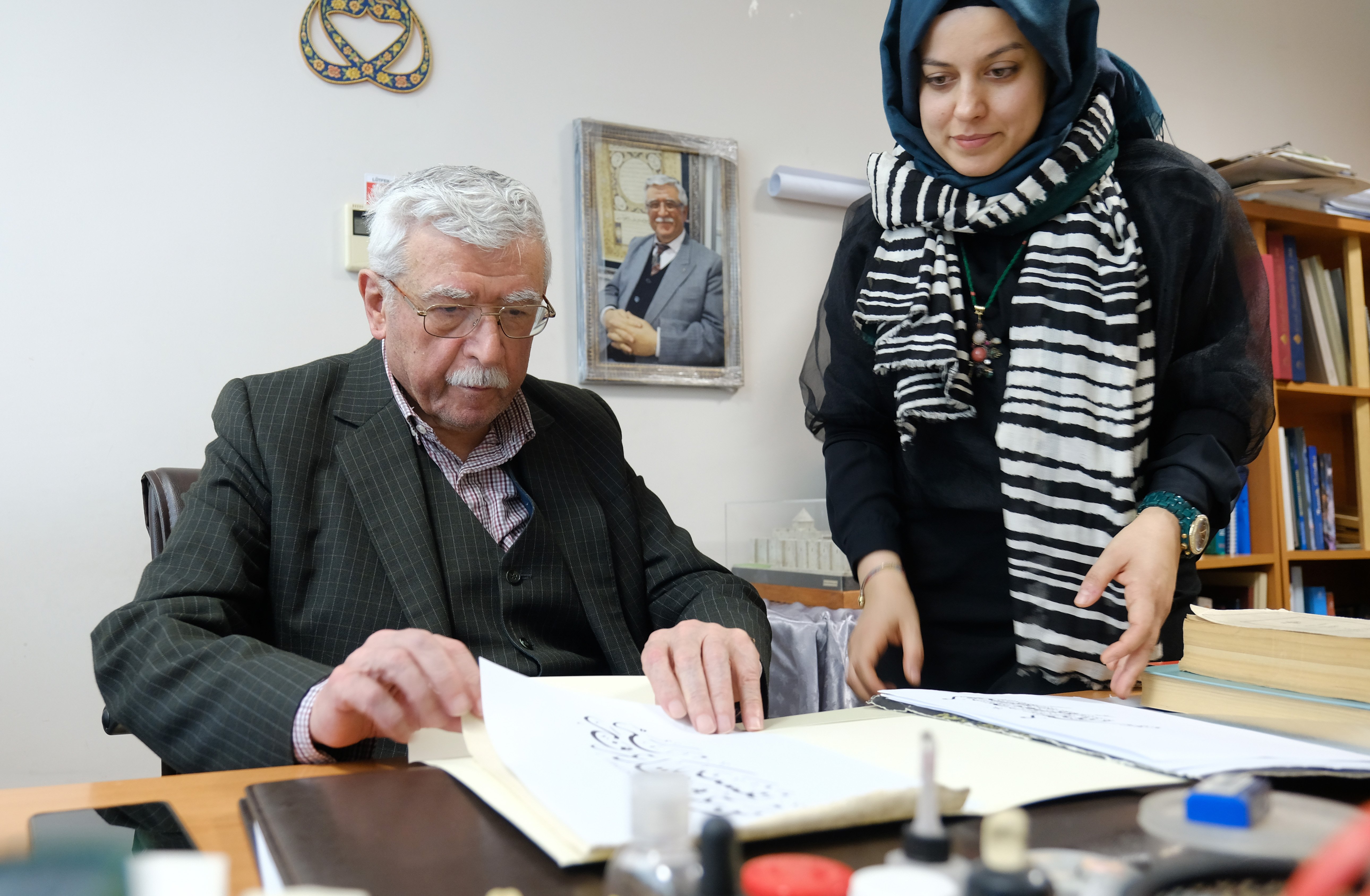 Hattat Öksüz ödül töreni