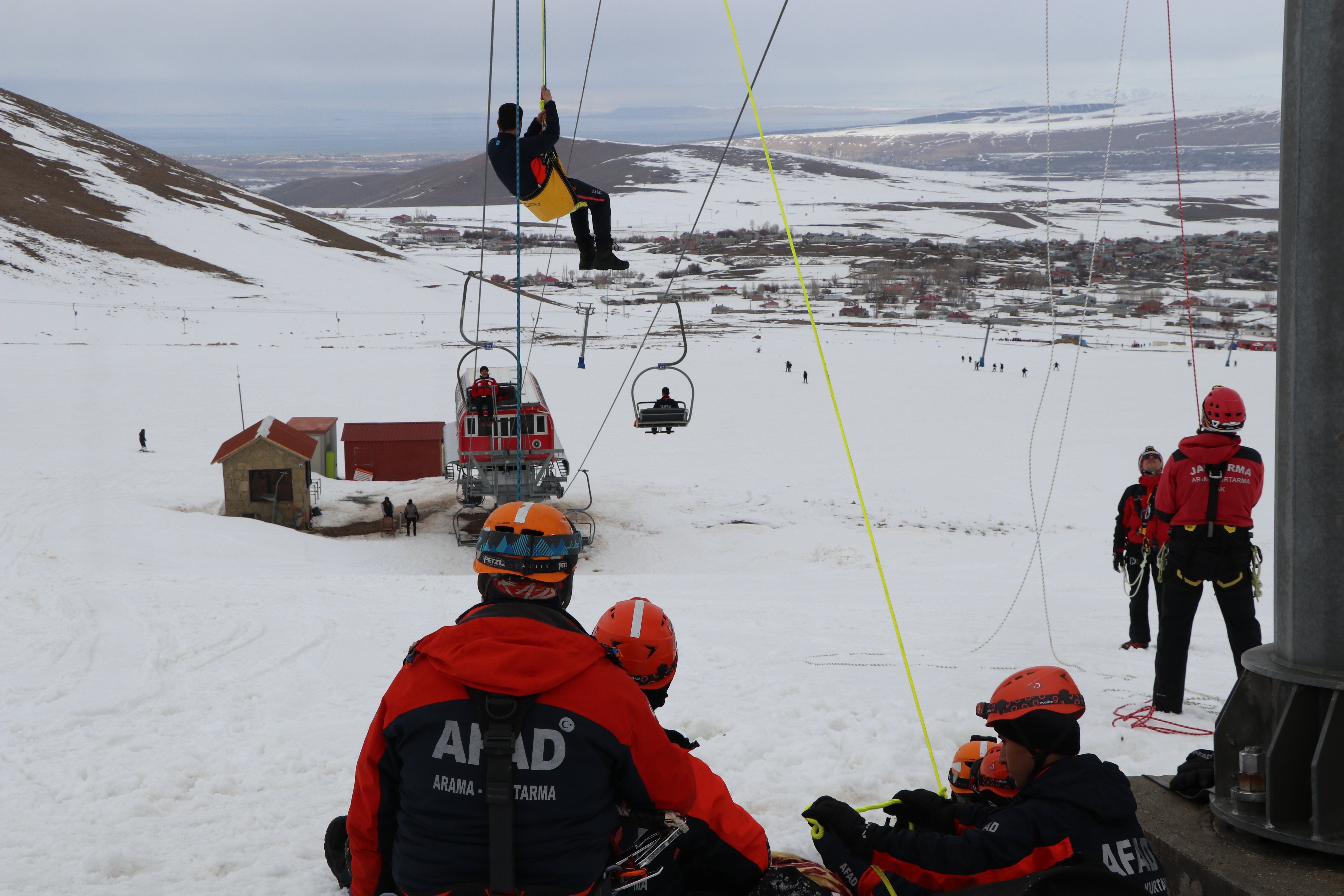 AFAD Müdür Vekili Mehmet Nazım Akın