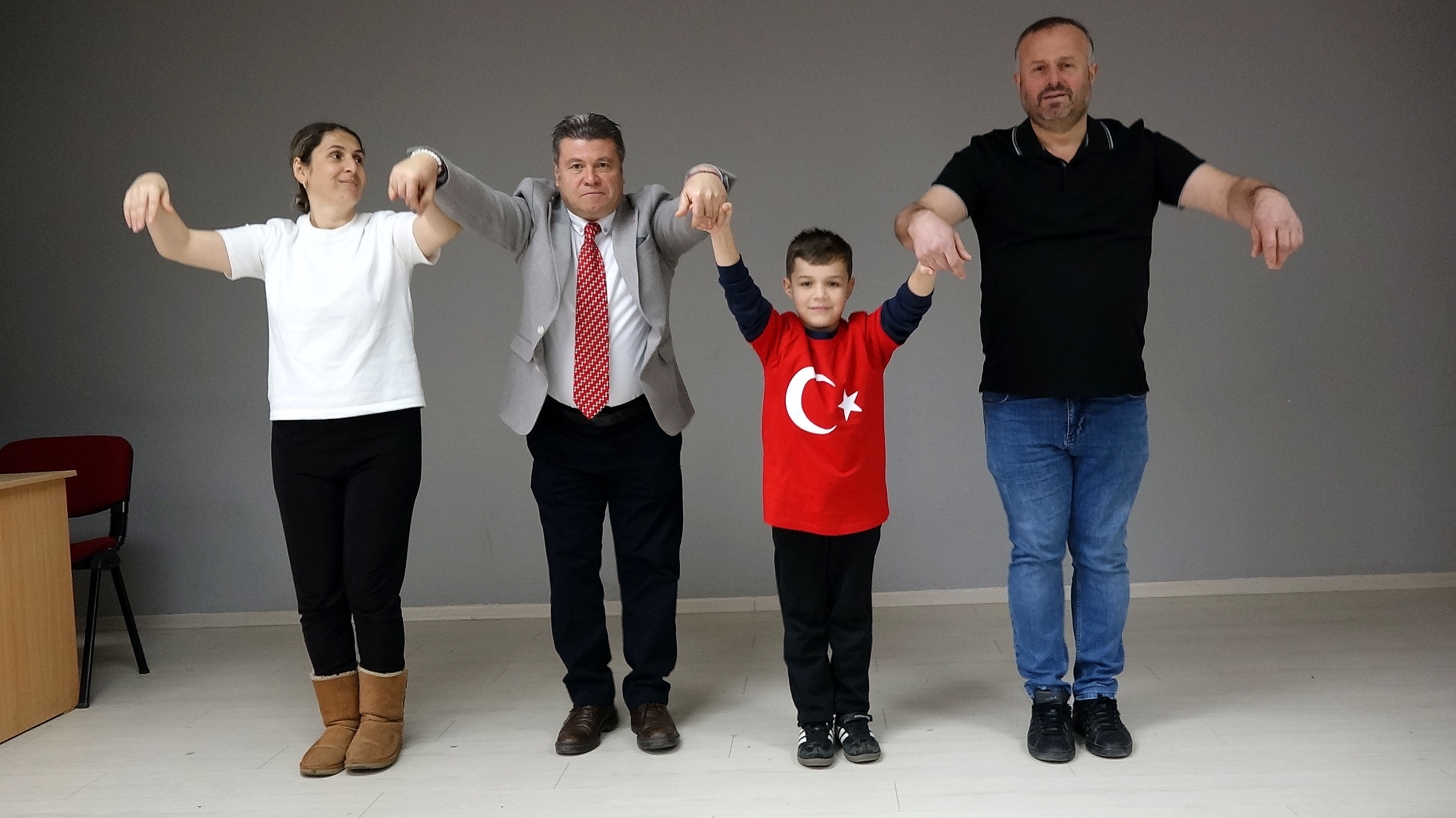 Horon ekibi ve Cumhurbaşkanlığı