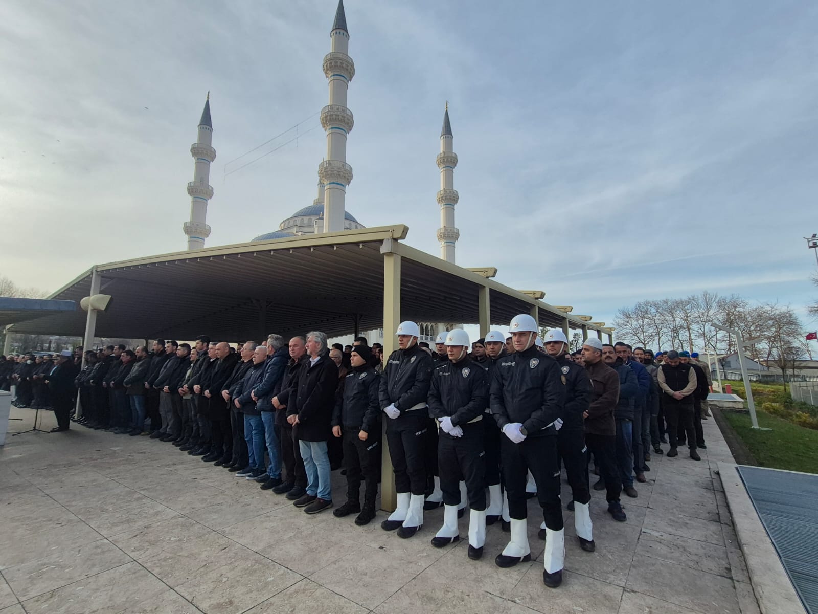 Umut Sıbıç Cenaze Namazı Zonguldak Uzunmehmet Camisi