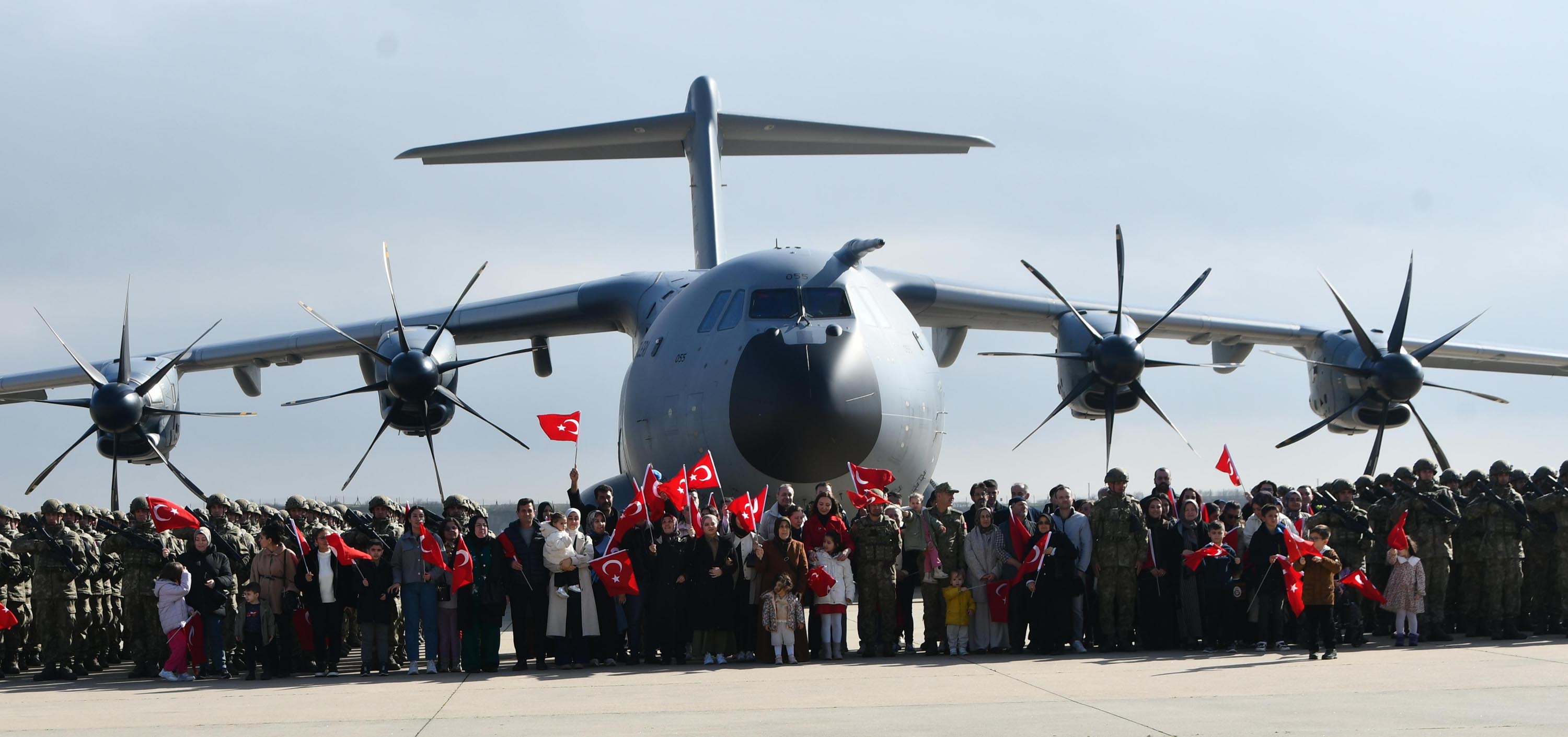 Korgeneral Rasim Yaldız Konuşma Yapıyor