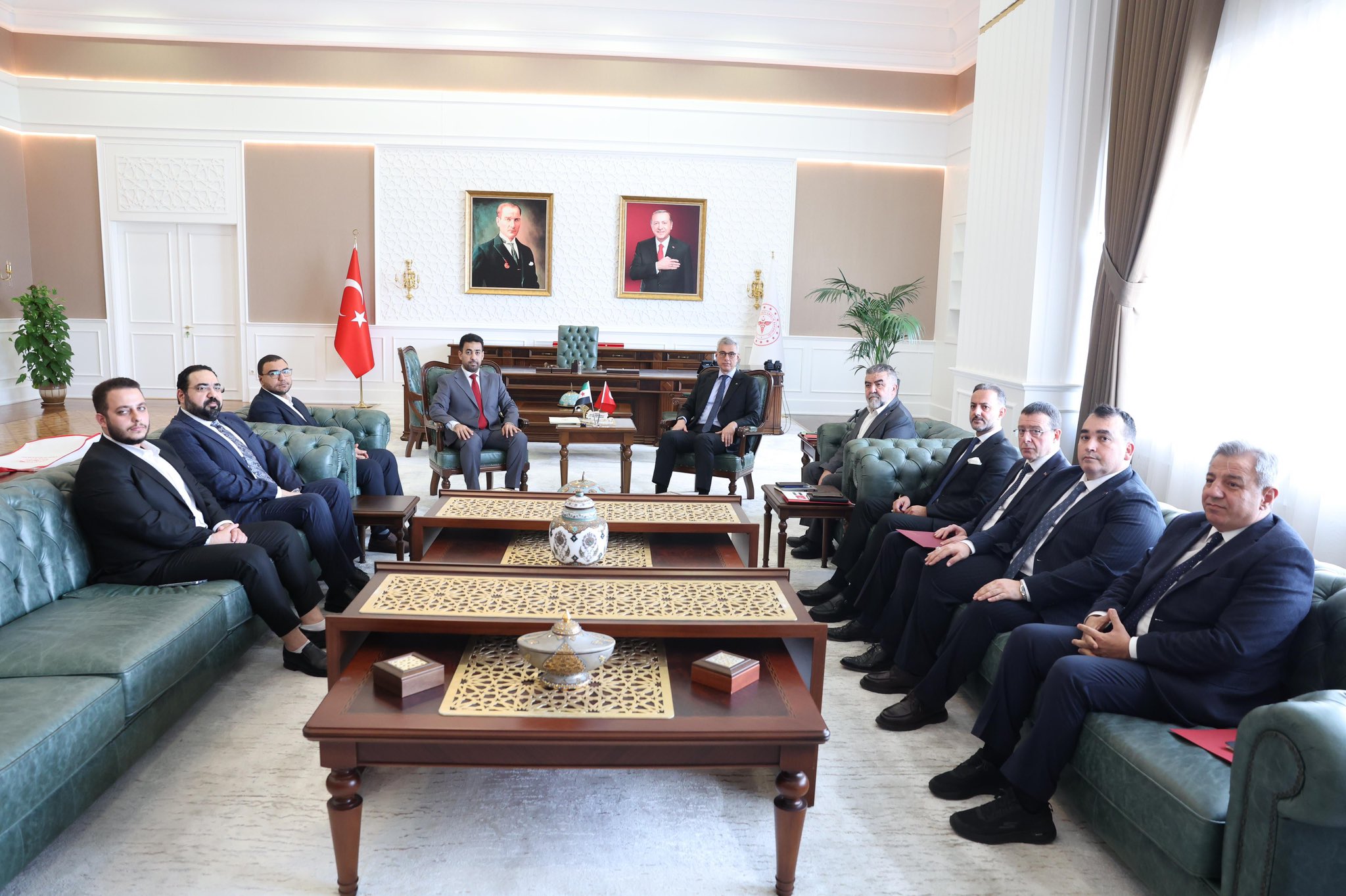 Sağlık Bakanı Kemal Memişoğlu Suriye Sağlık Bakanı Musab Nizal el-Ali görüşmesi