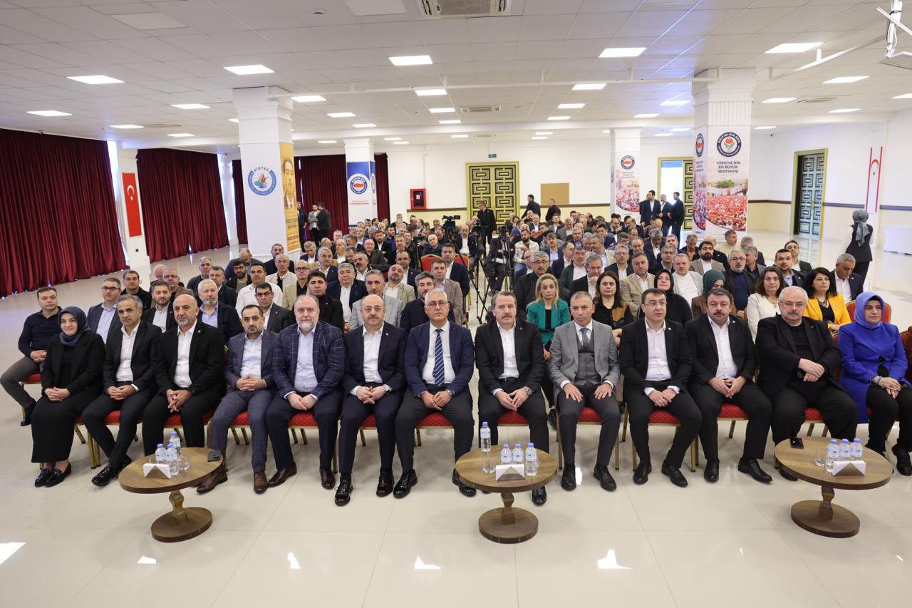 Himmet Turgut Konuşma Yapıyor