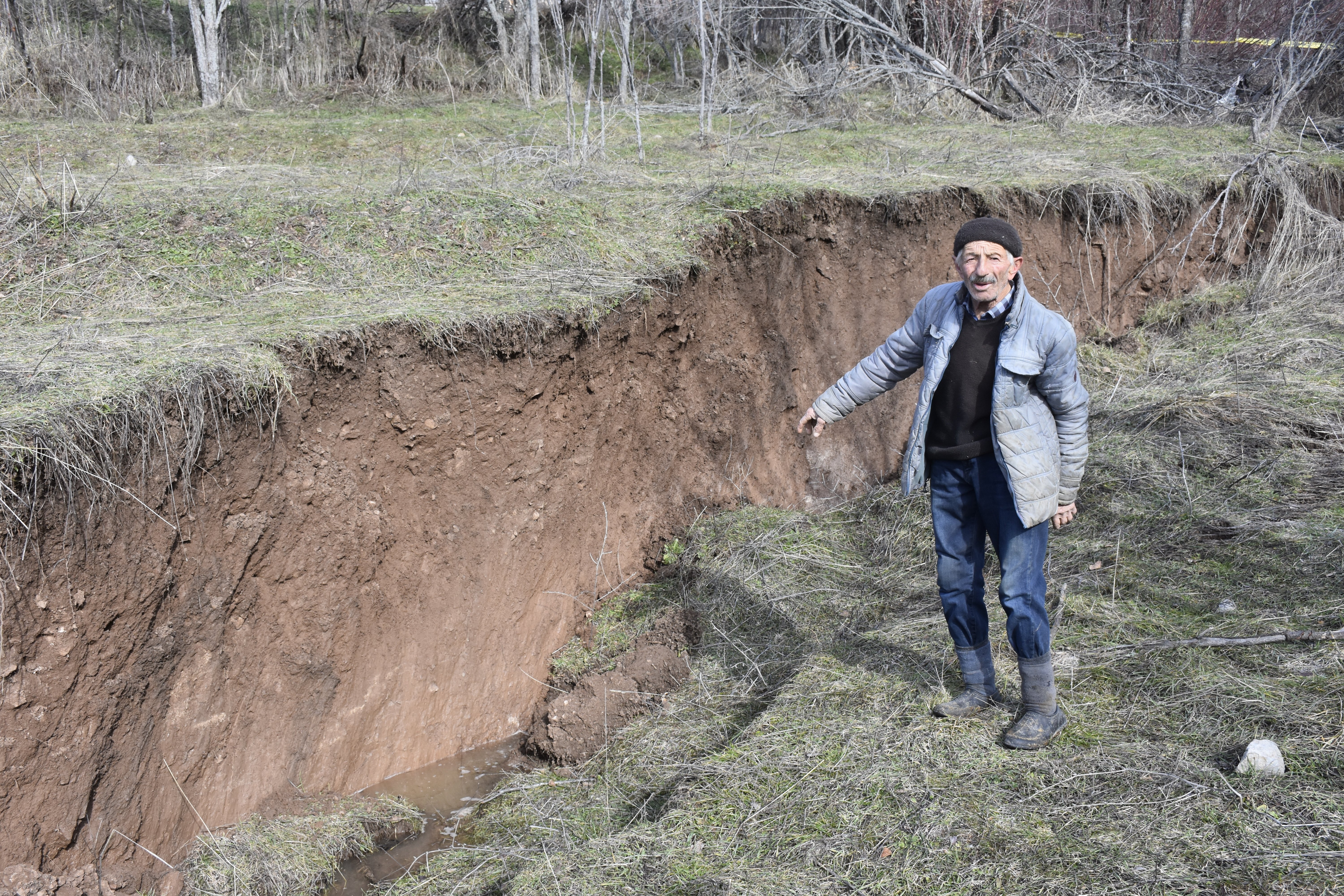 Heyelan nedeniyle risk altındaki evler