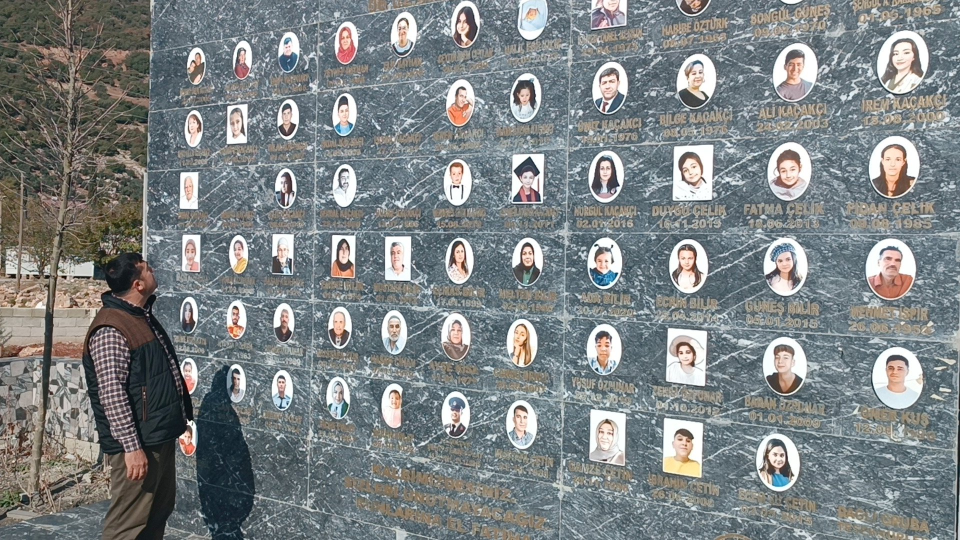 6 Şubat Deprem Şehitleri Anıtı genel görünüm