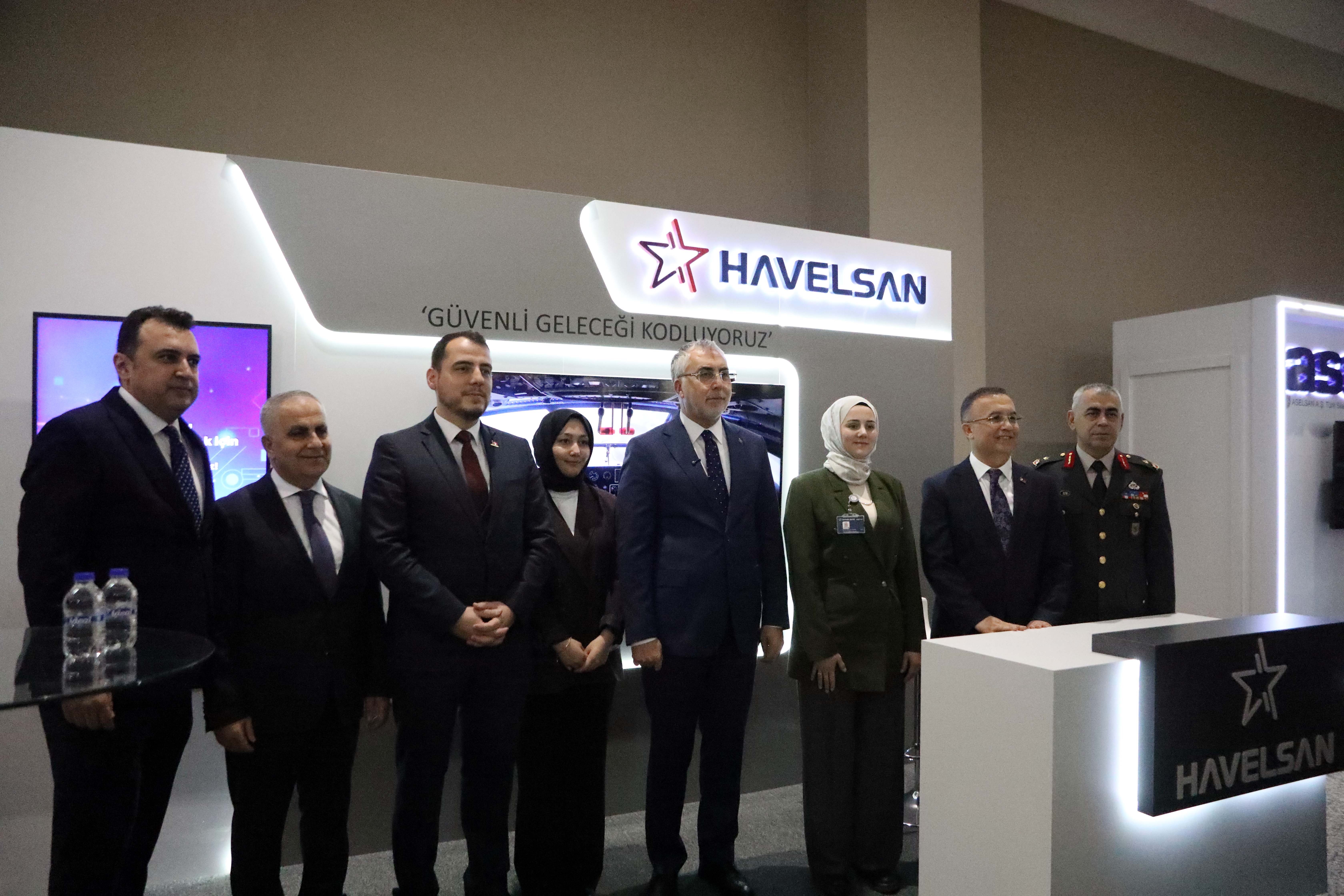 Bakan Işıkhan Fuar Ziyareti