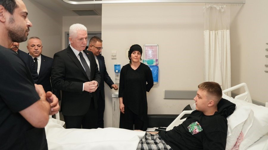 Vali Davut Gül hastane ziyareti