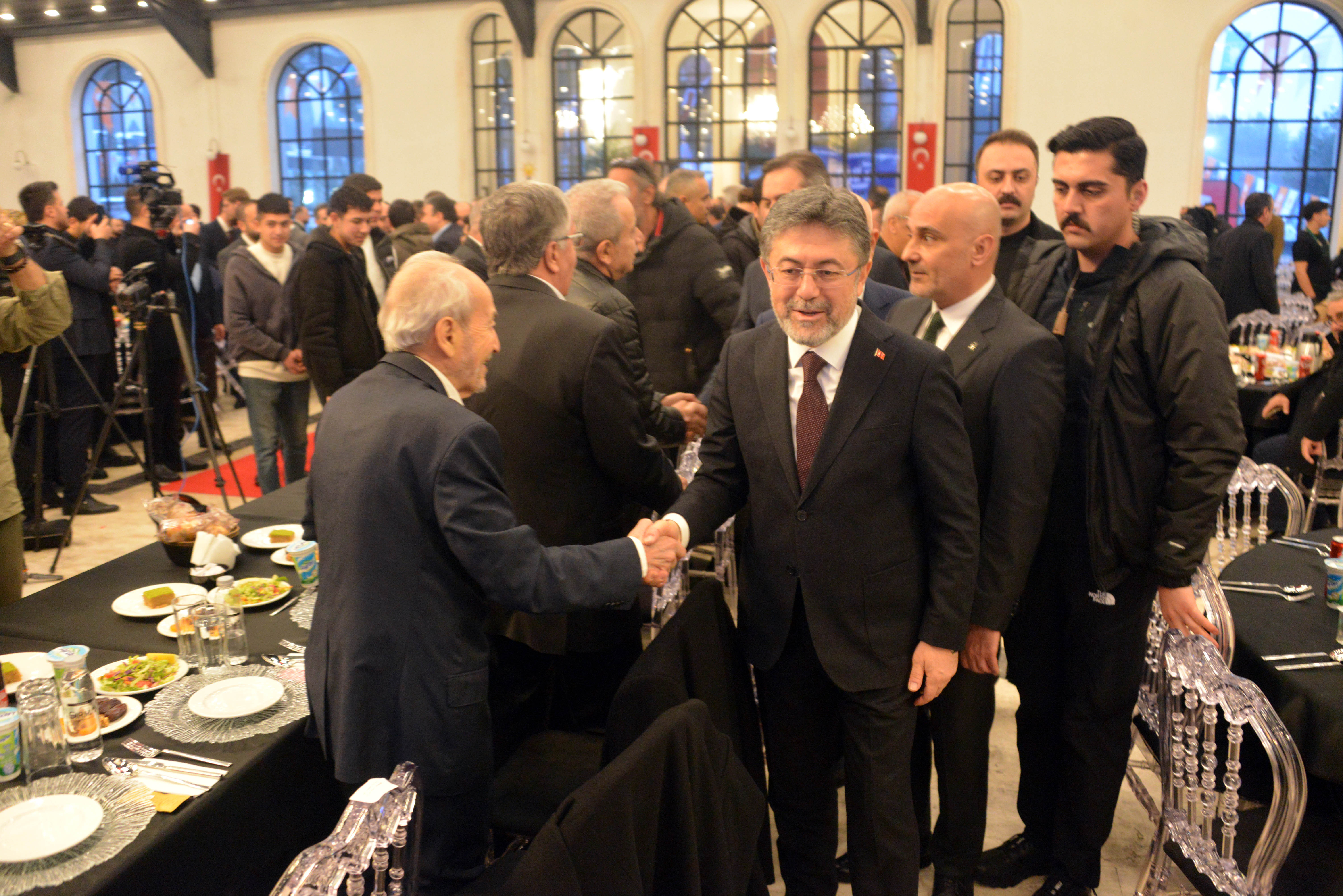 Bakan İbrahim Yumaklı Kahramanmaraş iftarında konuşuyor