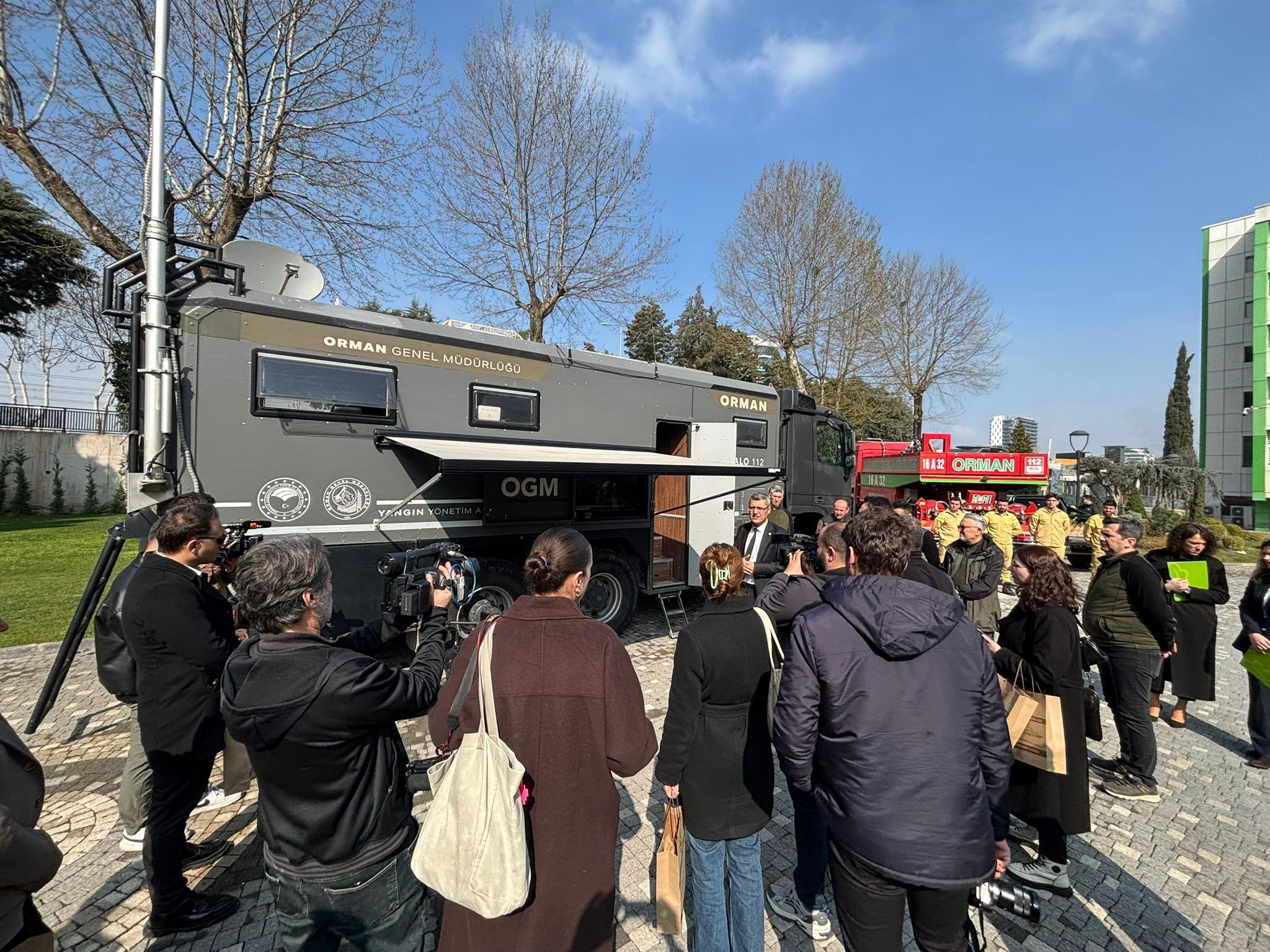 Bursa orman yangını sonrası fidan dikim çalışması