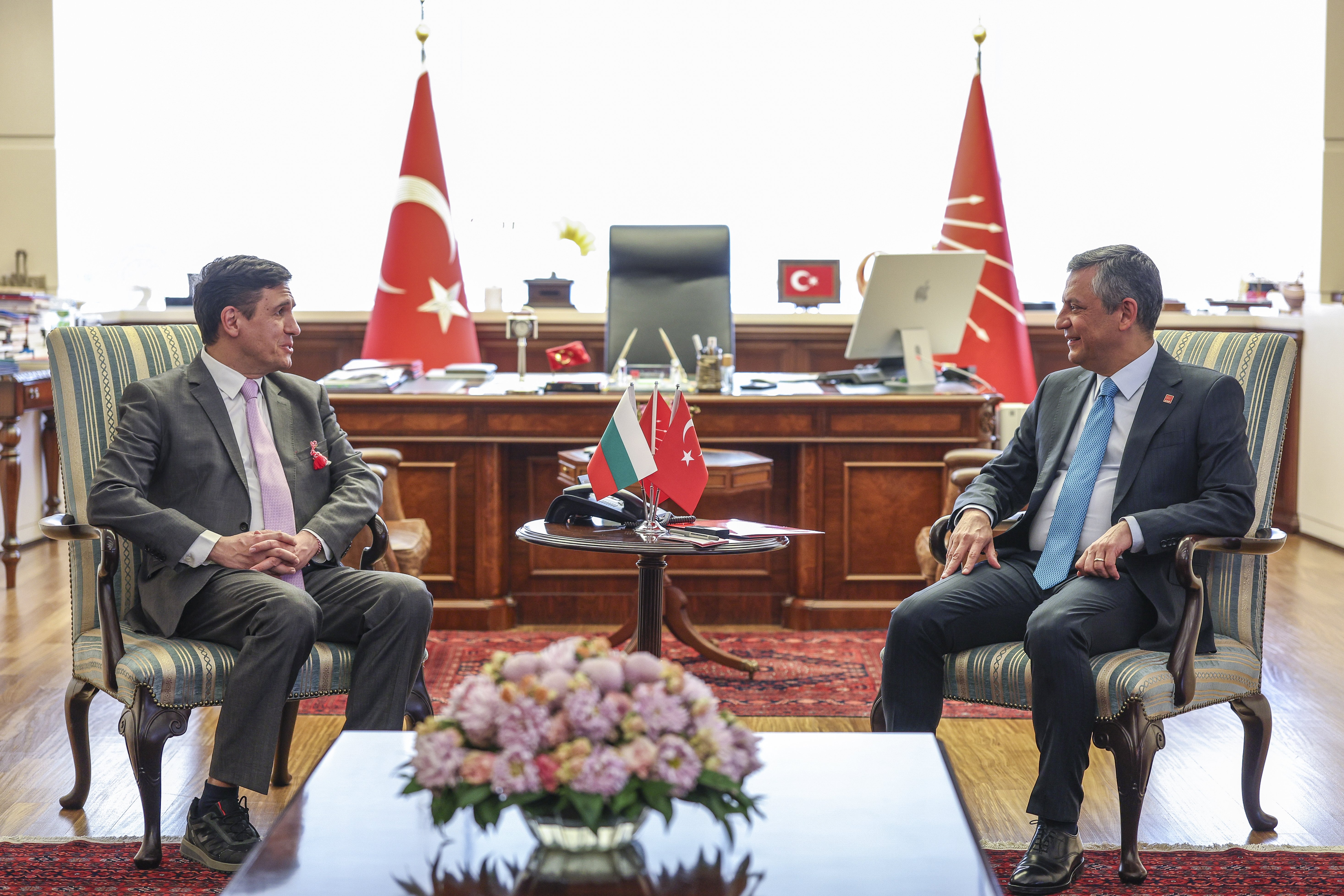 CHP Genel Merkezi görüşme