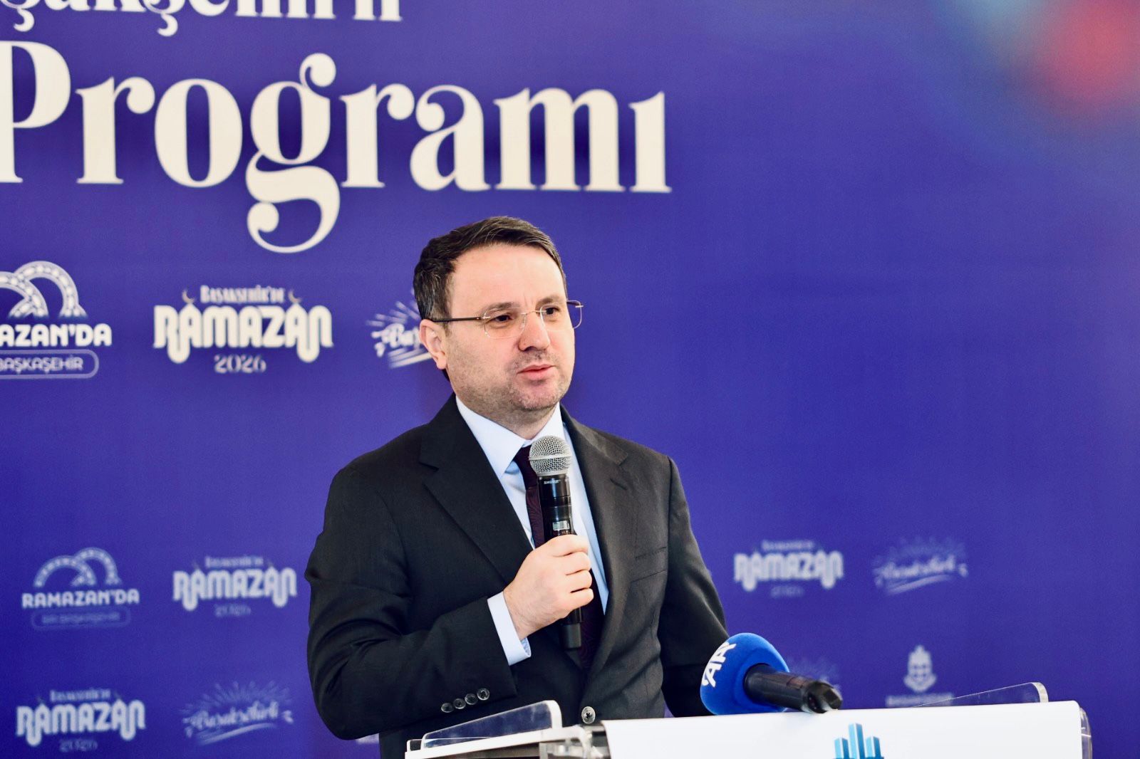 Adalet Bakanı Akın Gürlek vatandaşlarla sohbet