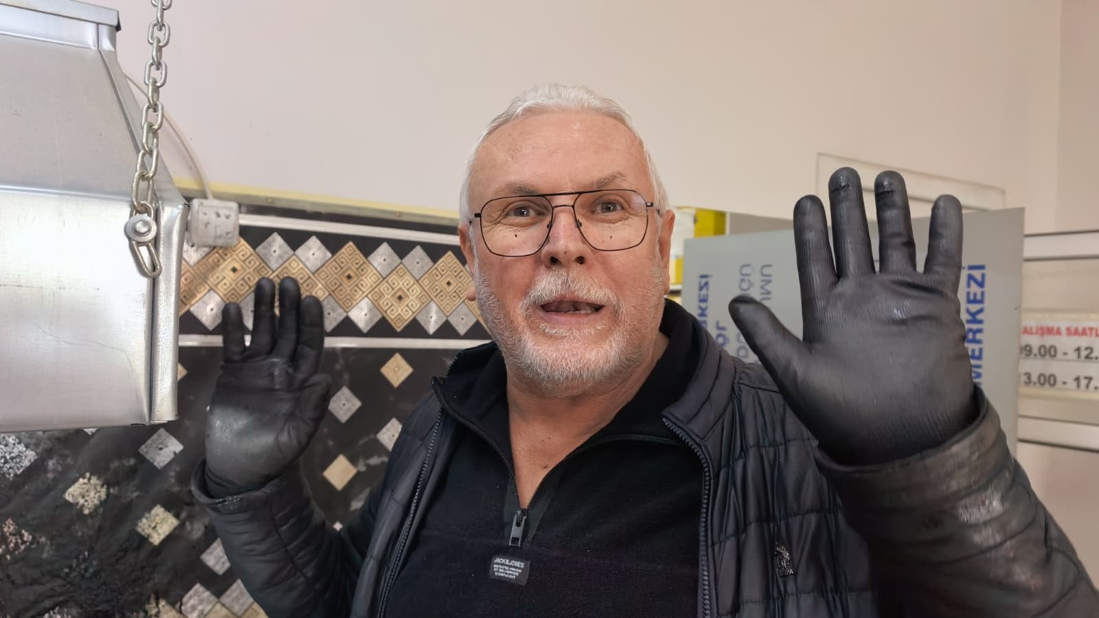 Trafikte standart plaka örneği