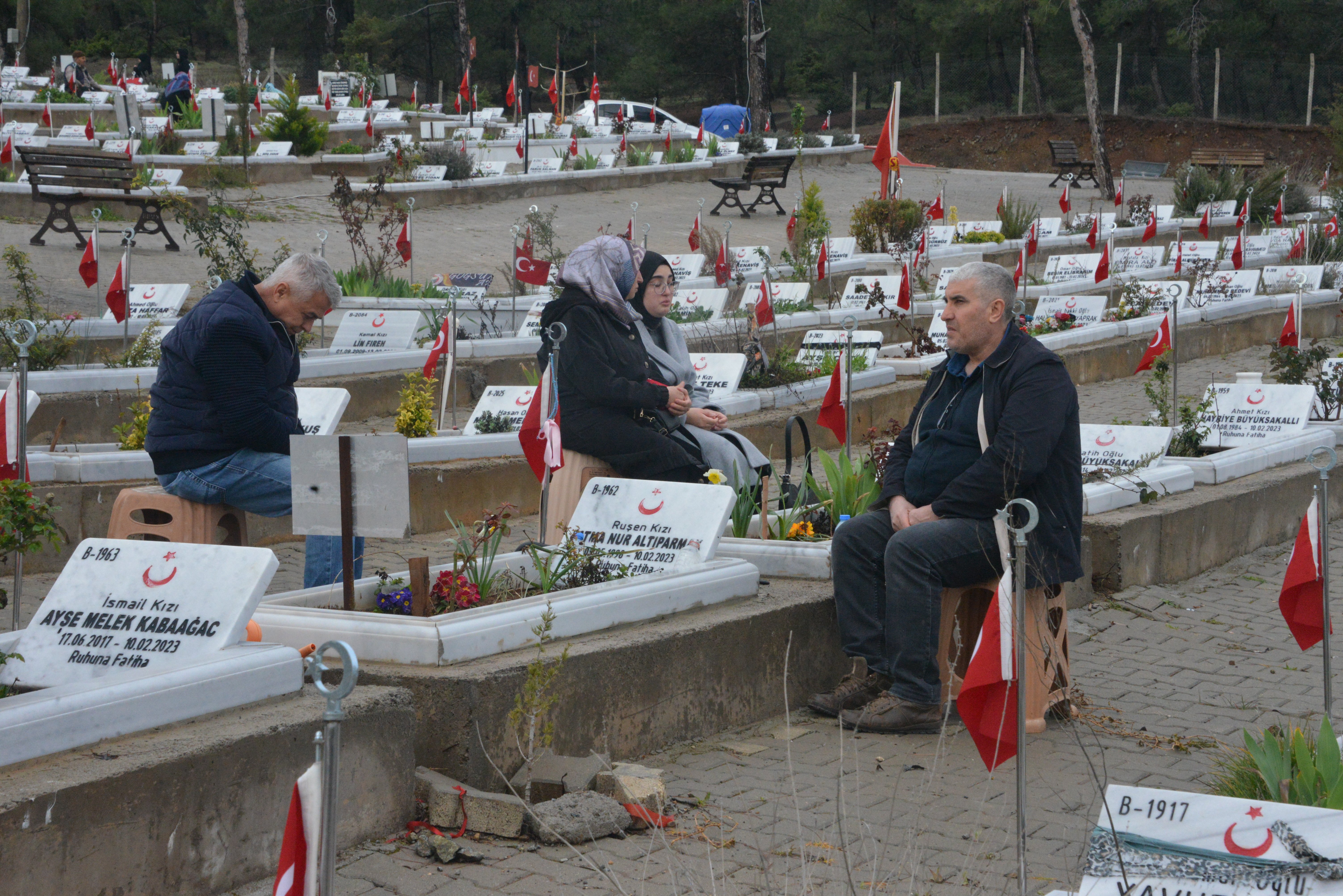 Deprem şehitleri anılıyor