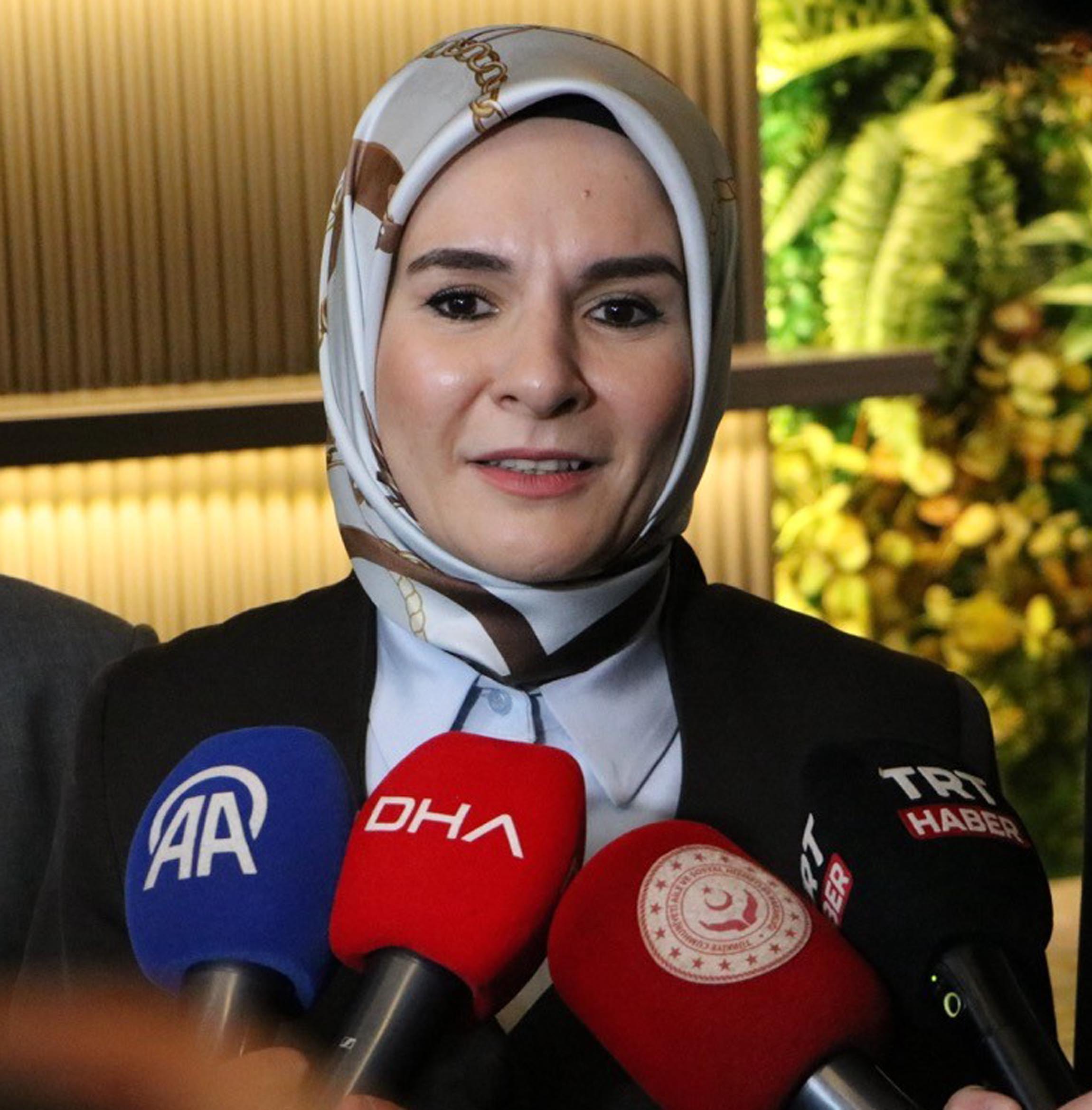 Bakan Göktaş Vatandaşlarla