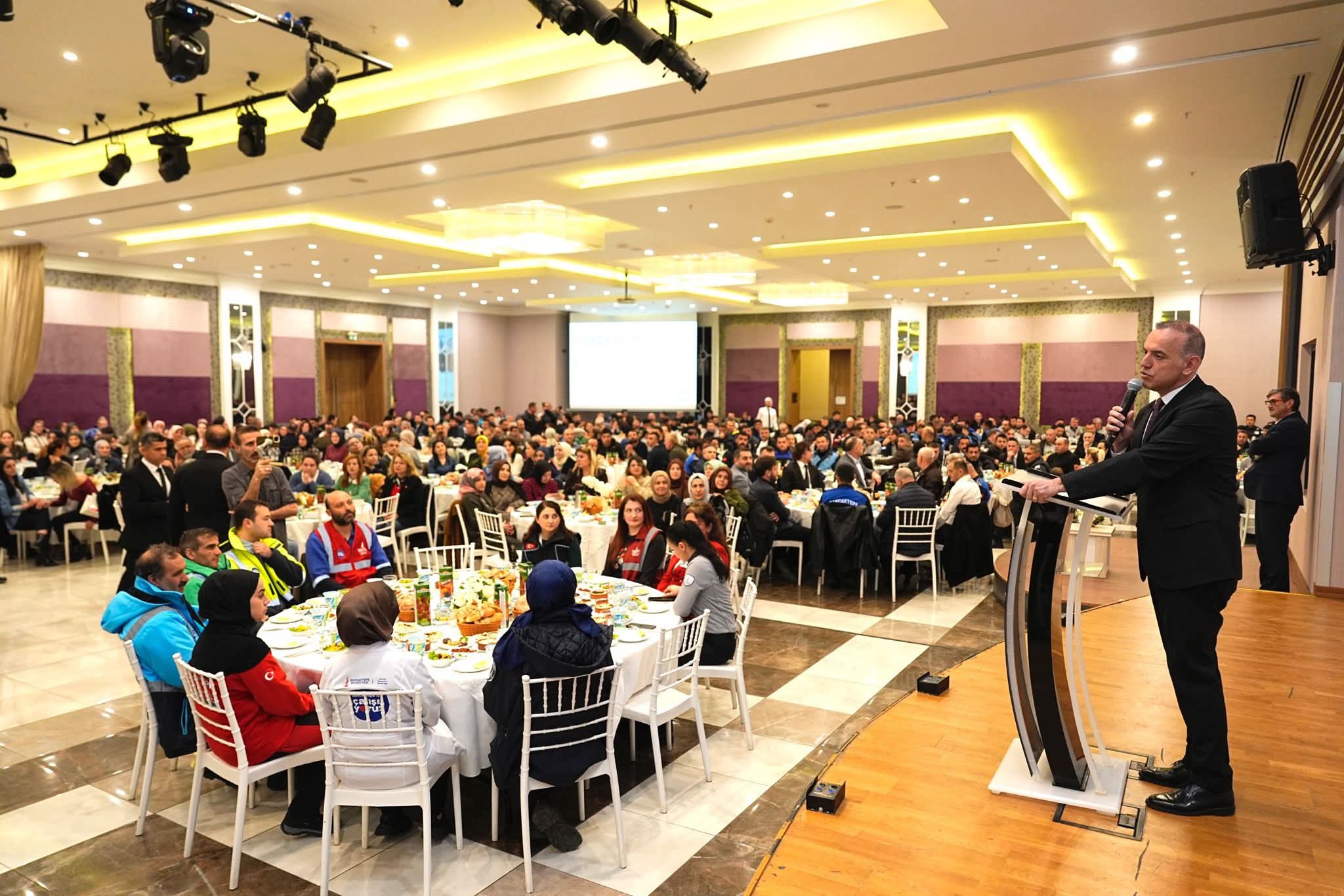 Sancaktepe Belediyesi iftar programı personel katılımı