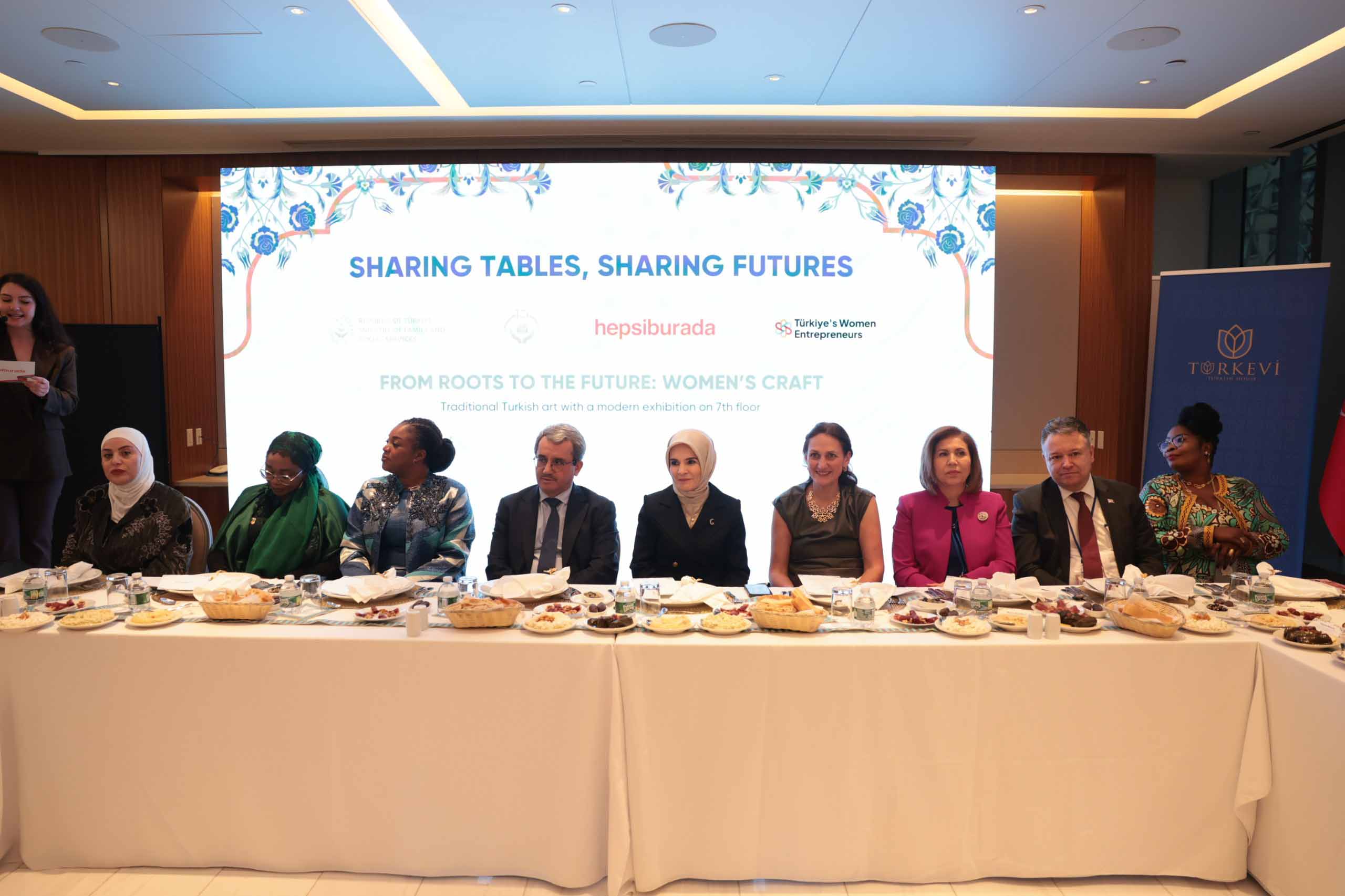 Köklerden Geleceğe Kadın Emeği Sergisi