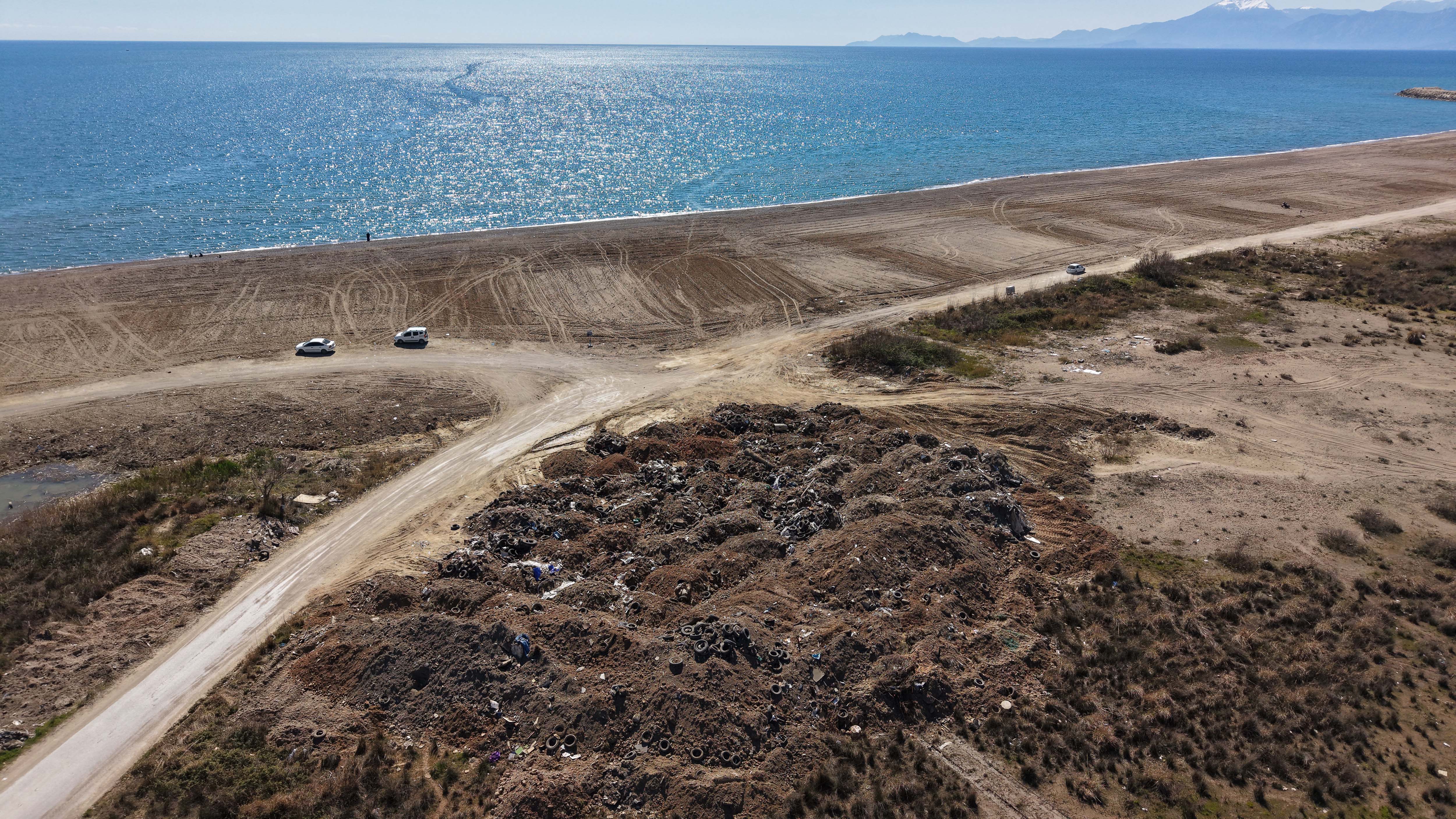 Caretta Sahili Temizlik Çalışması