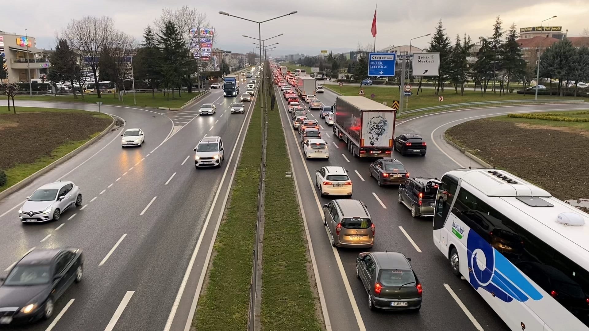 Bursa-Ankara yolunda trafik yoğunluğu