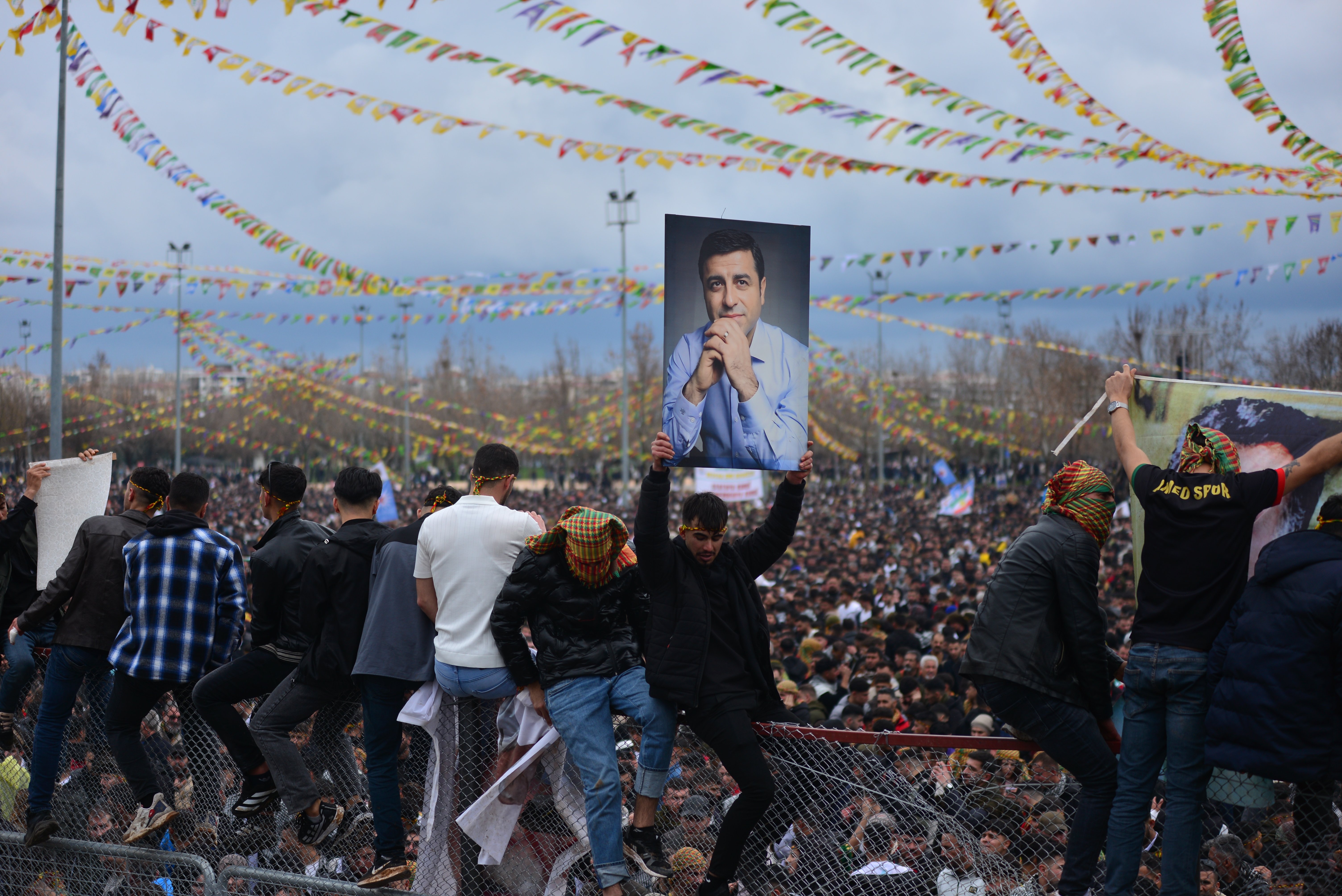 Nevruz etkinlikleri kültürel gösteriler