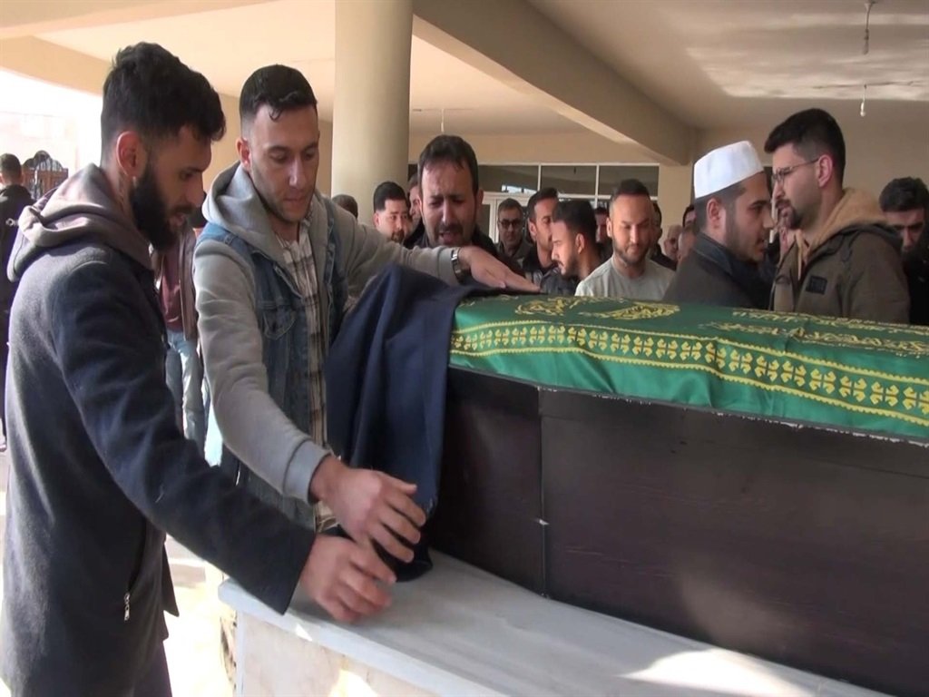 İsrail füzesi TIR hasarı