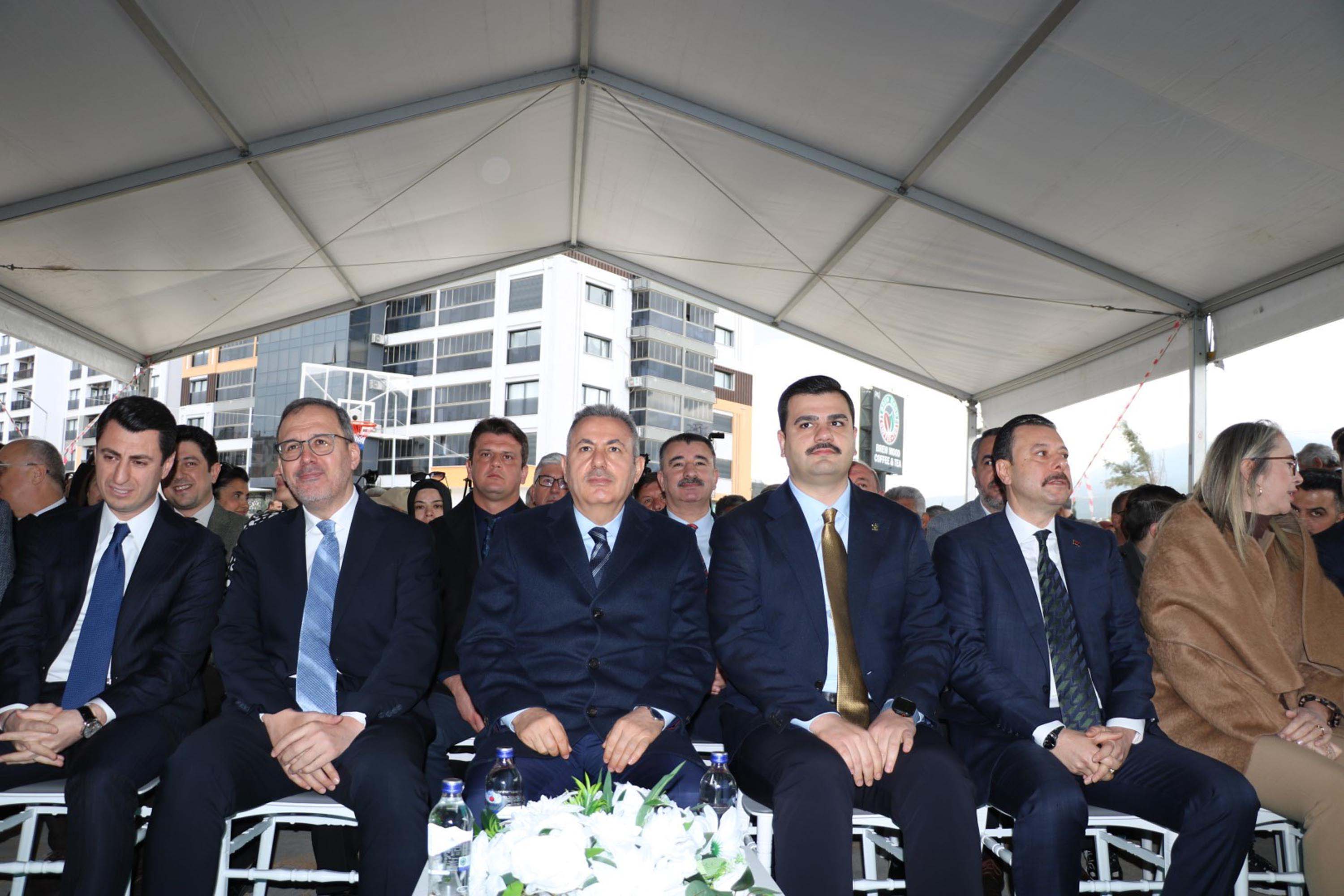 AK Parti İzmir Milletvekili Mehmet Muharrem Kasapoğlu