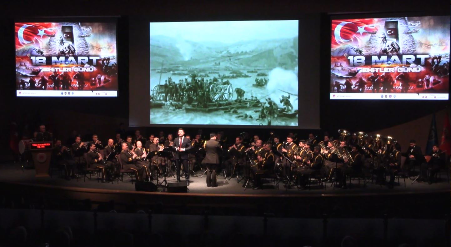 Milli Savunma Bakanı Yaşar Güler Şehit Aileleriyle