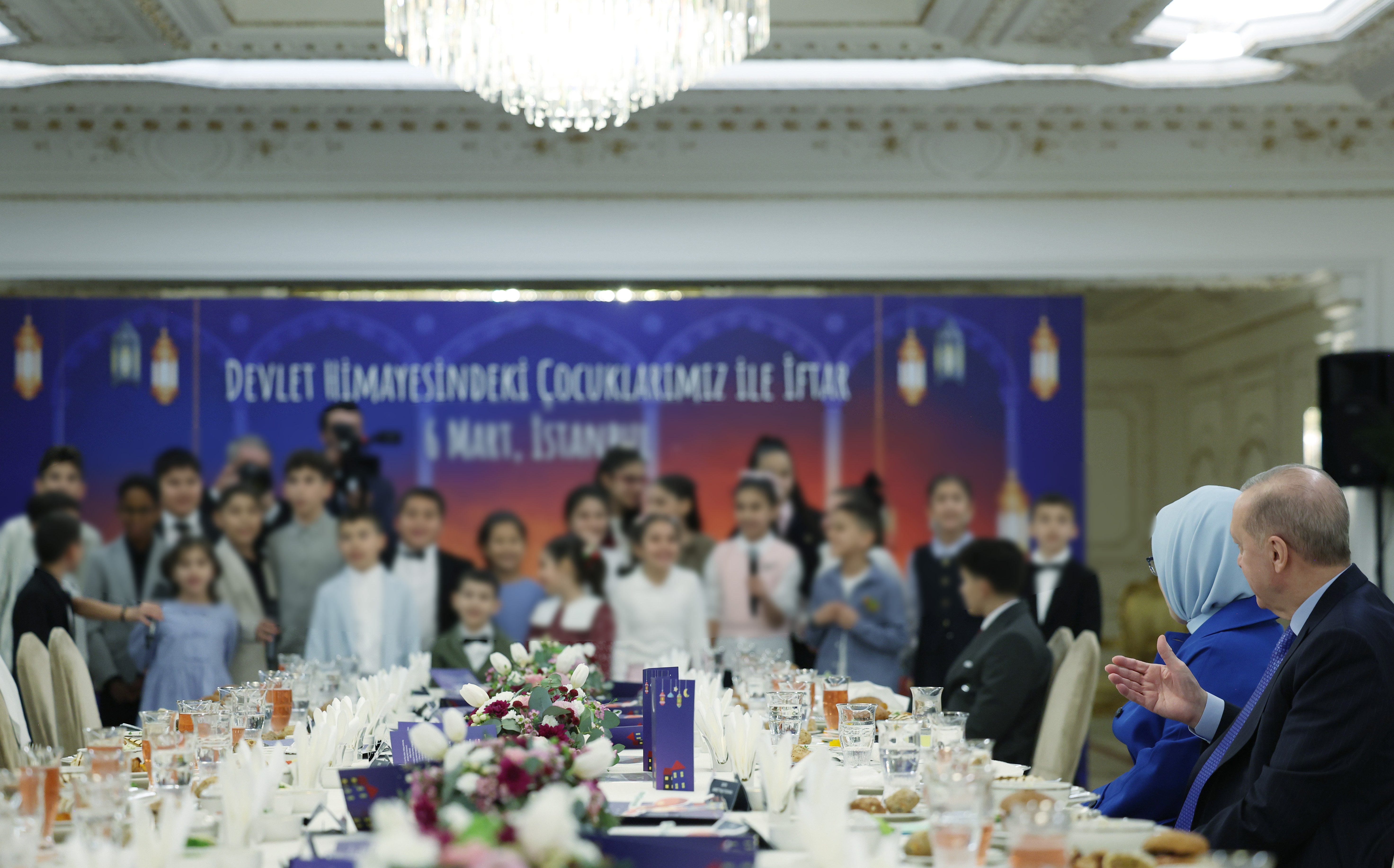 Emine Erdoğan çocuklarla sohbet