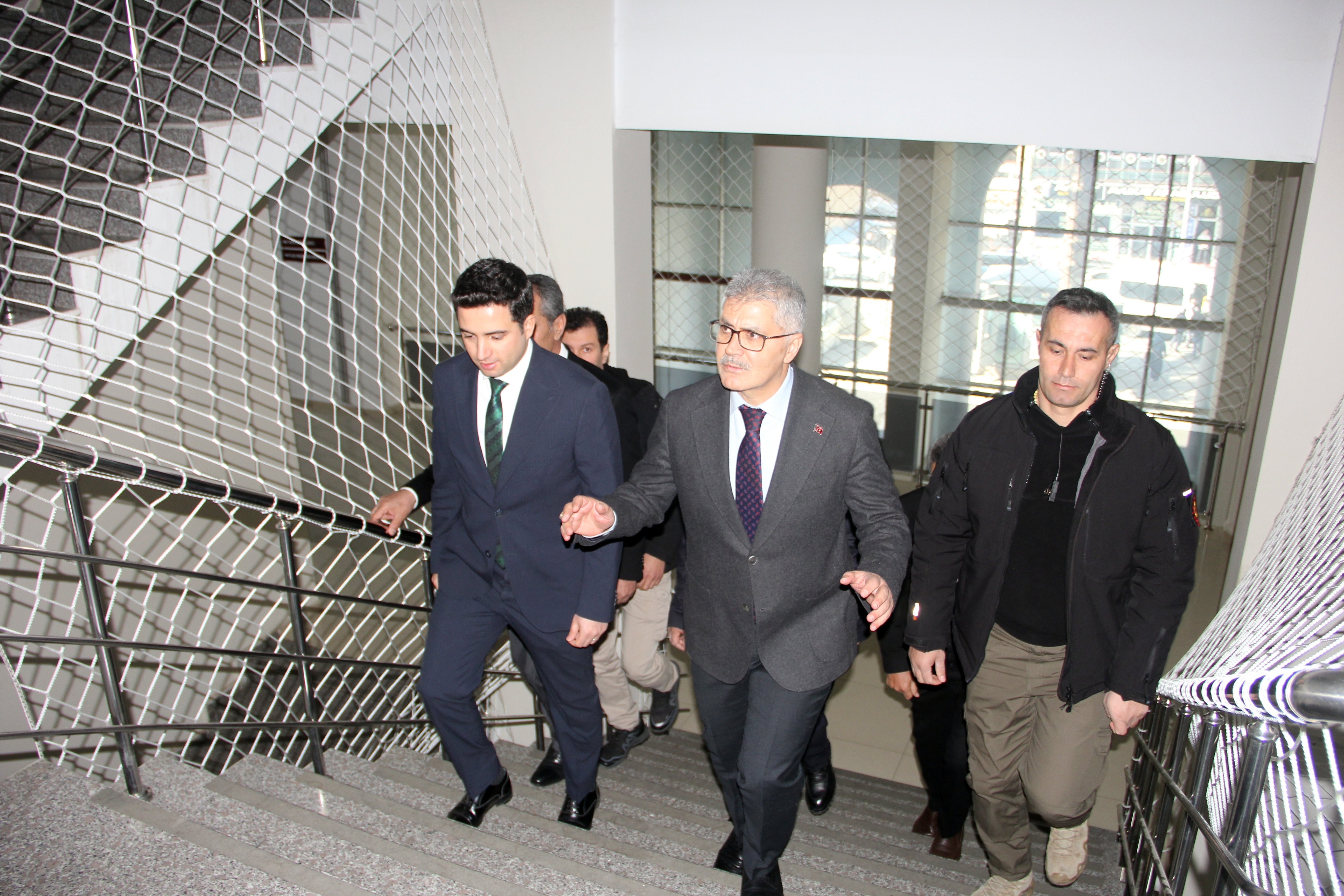 Vali Çelik esnaf ziyareti