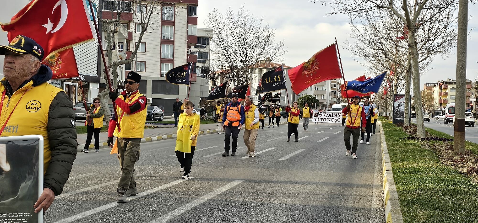 57nci Alay korteji Gelibolu yürüyüşü