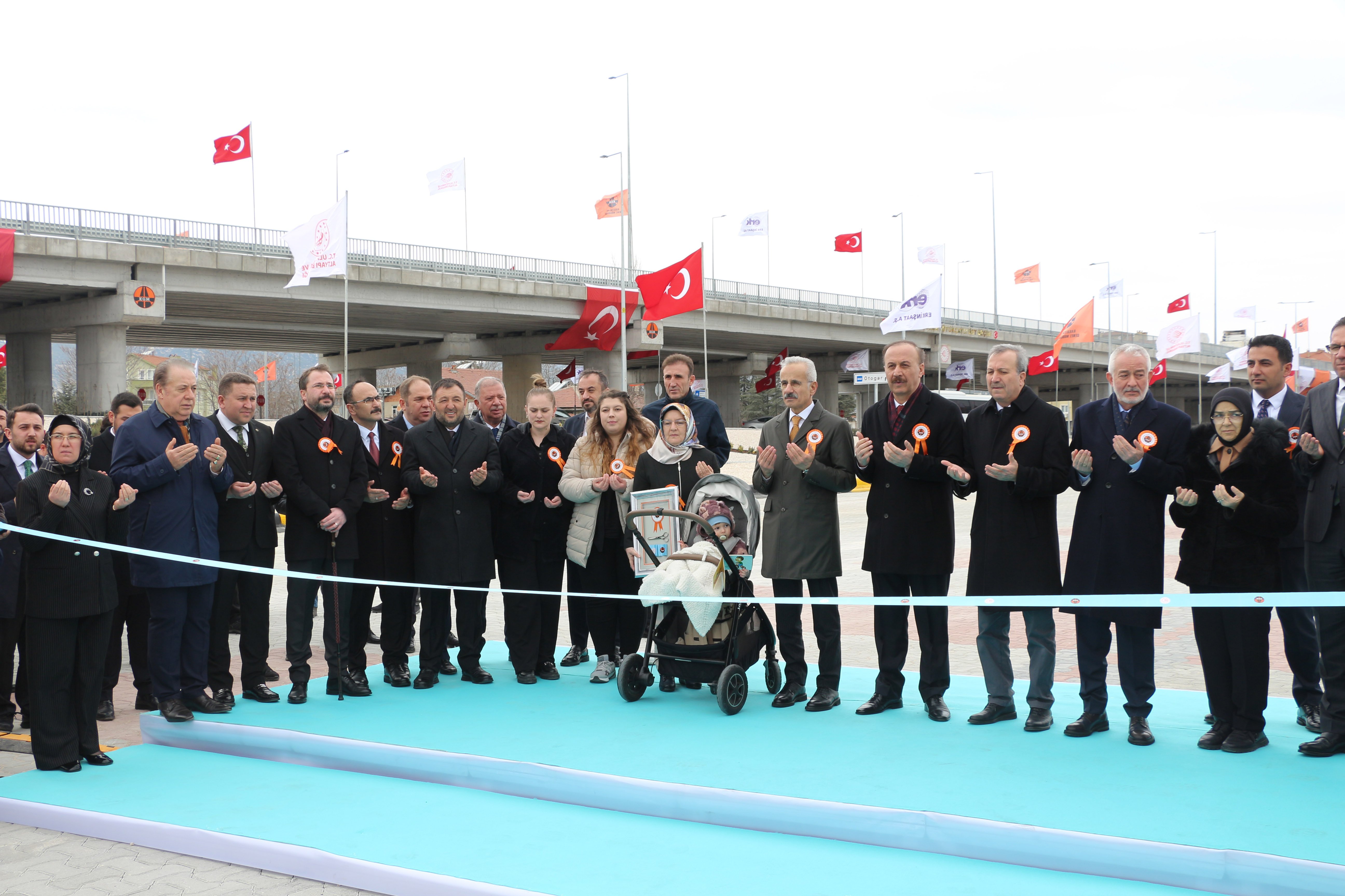Bakan Abdulkadir Uraloğlu Isparta açılış töreninde konuşuyor