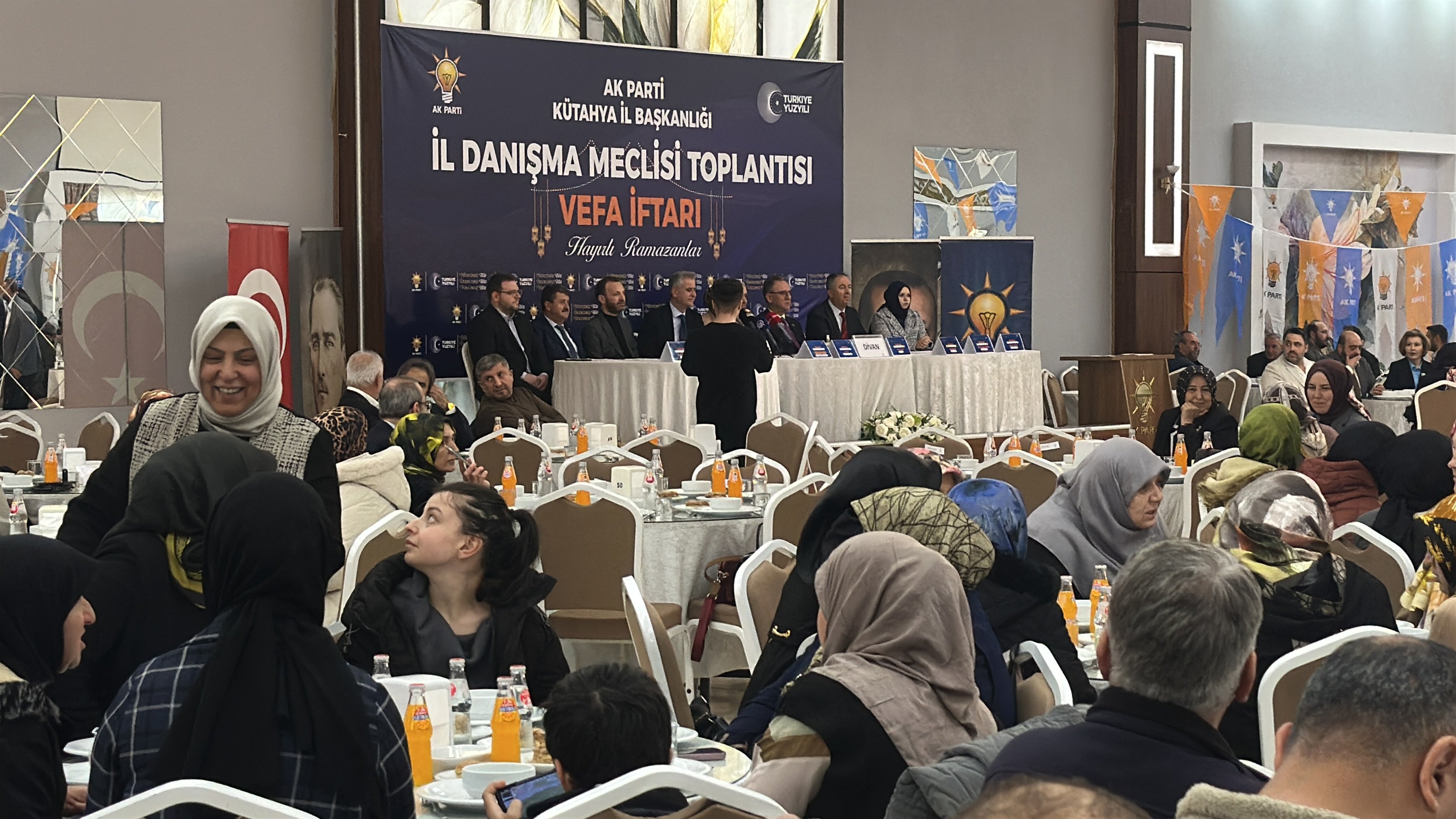 AK Parti Kütahya toplantısı iftar organizasyonu