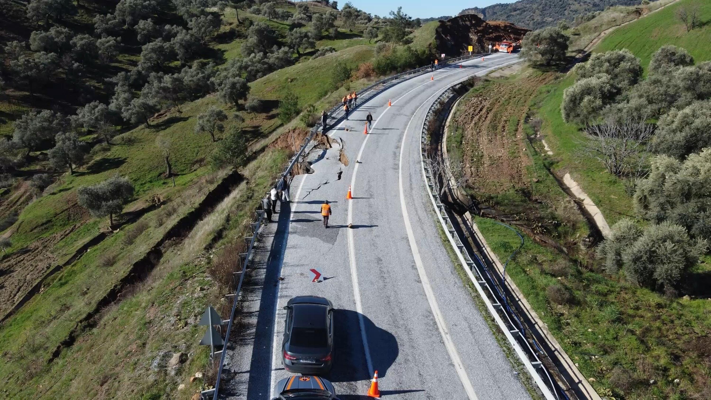 Aydın karayolu toprak kayması altyapı
