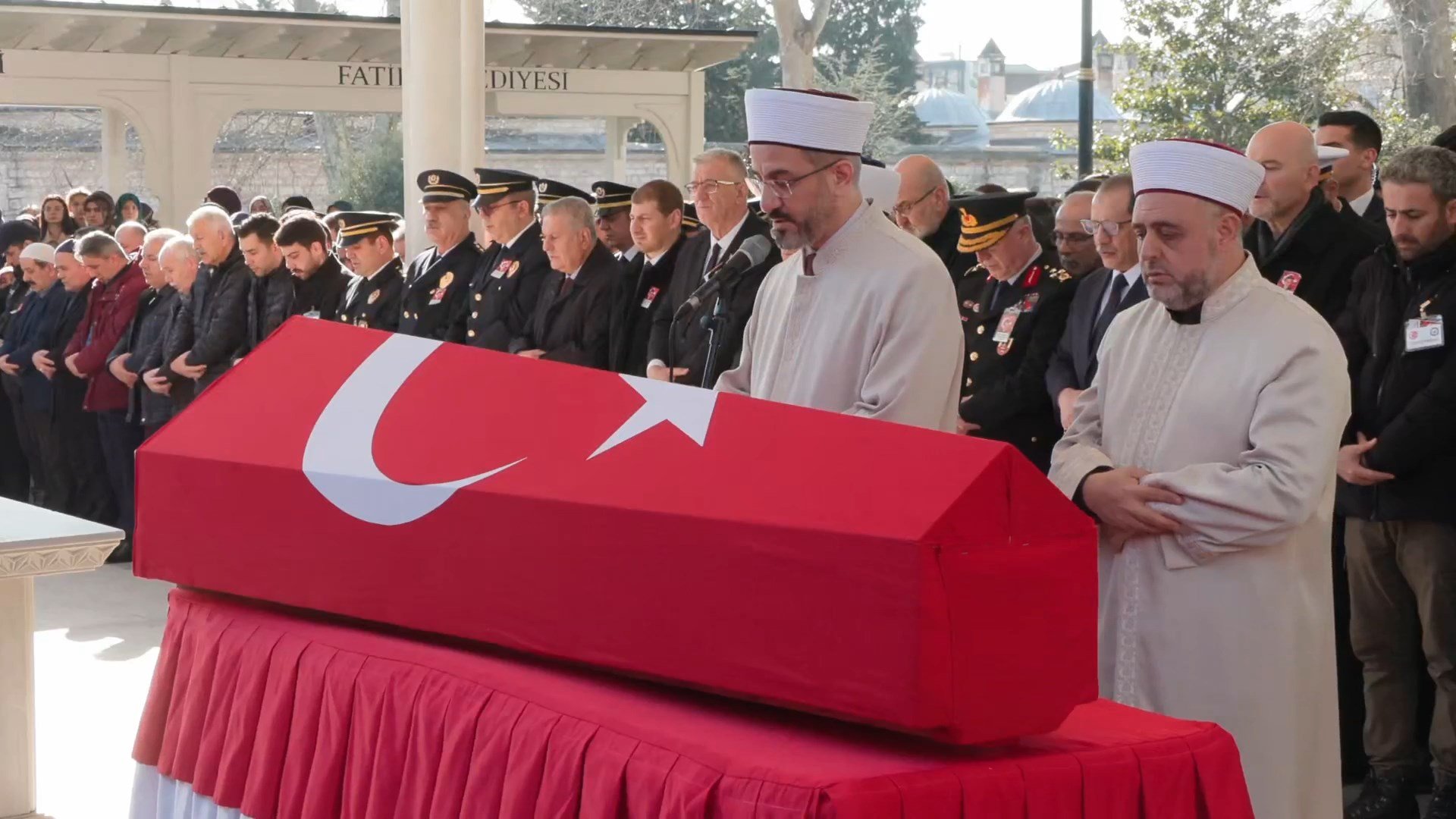 Şehit Polis Mustafa Aydın Toprağa Veriliyor