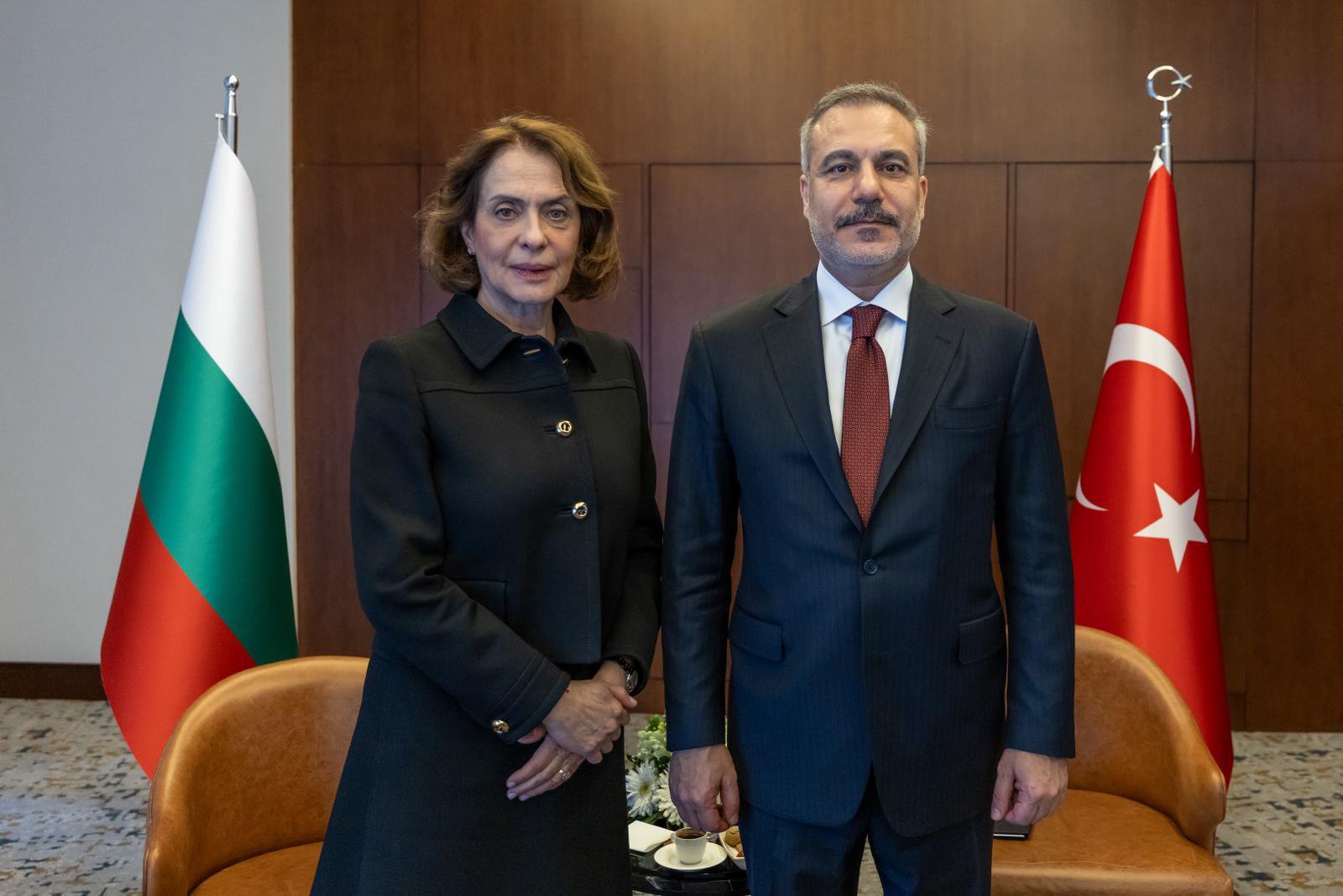 Hakan Fidan Bulgaristan Dışişleri Bakanı Neynski