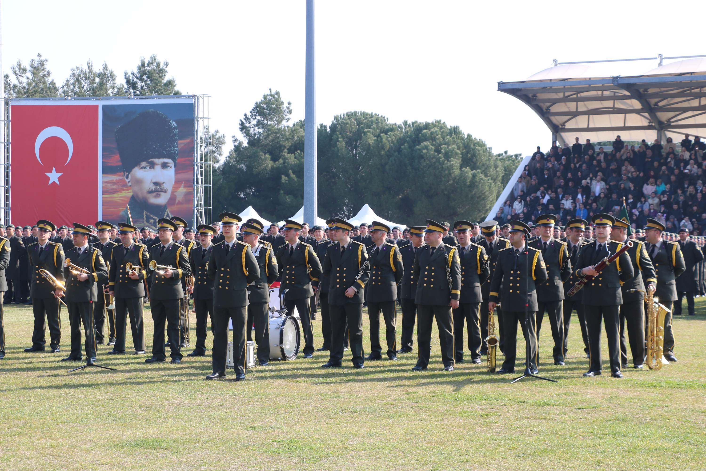 MSÜ mezuniyet töreninde astsubay adayları