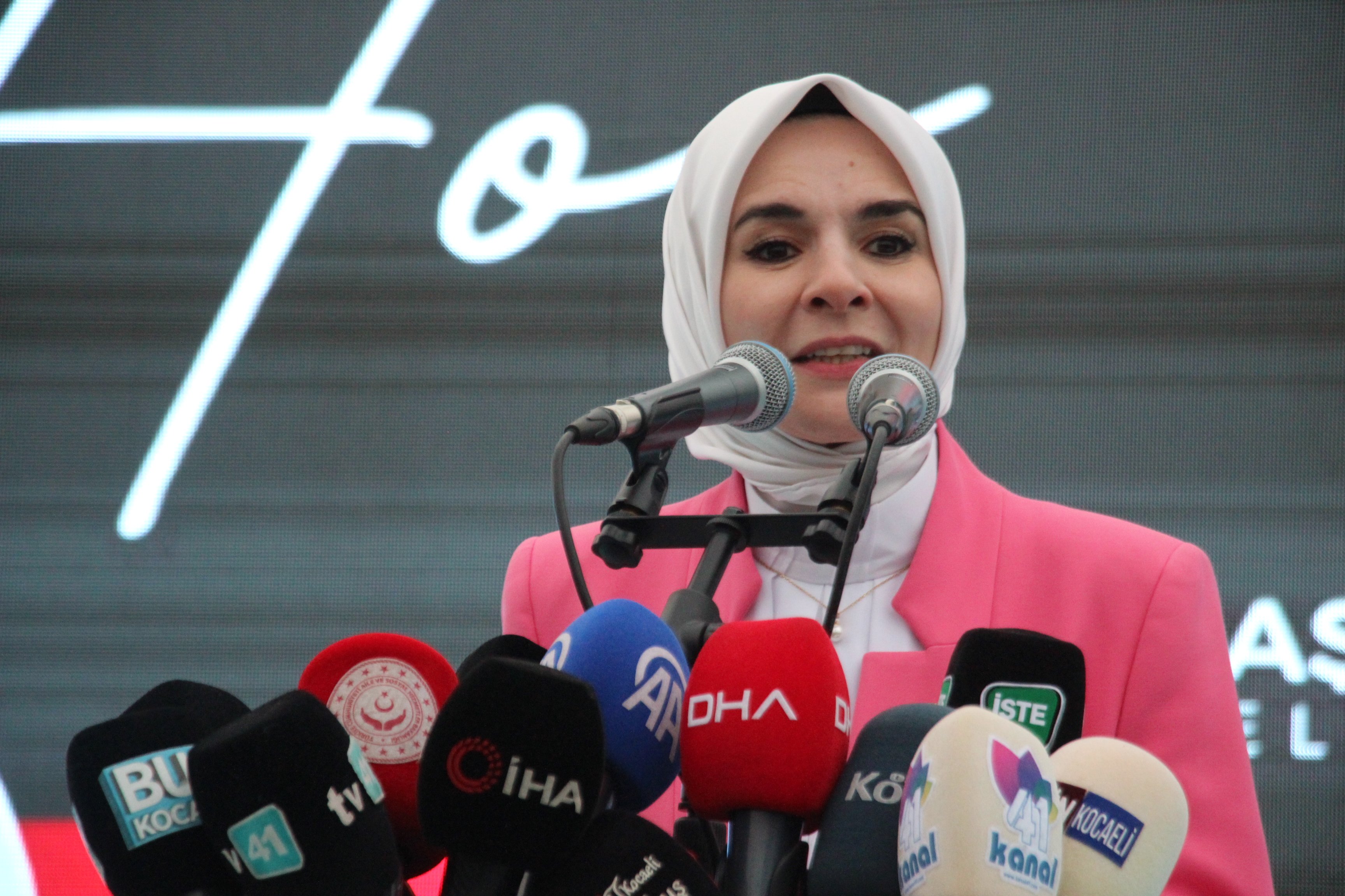 Bakan Mahinur Özdemir Göktaş Başiskele Açılış Töreni