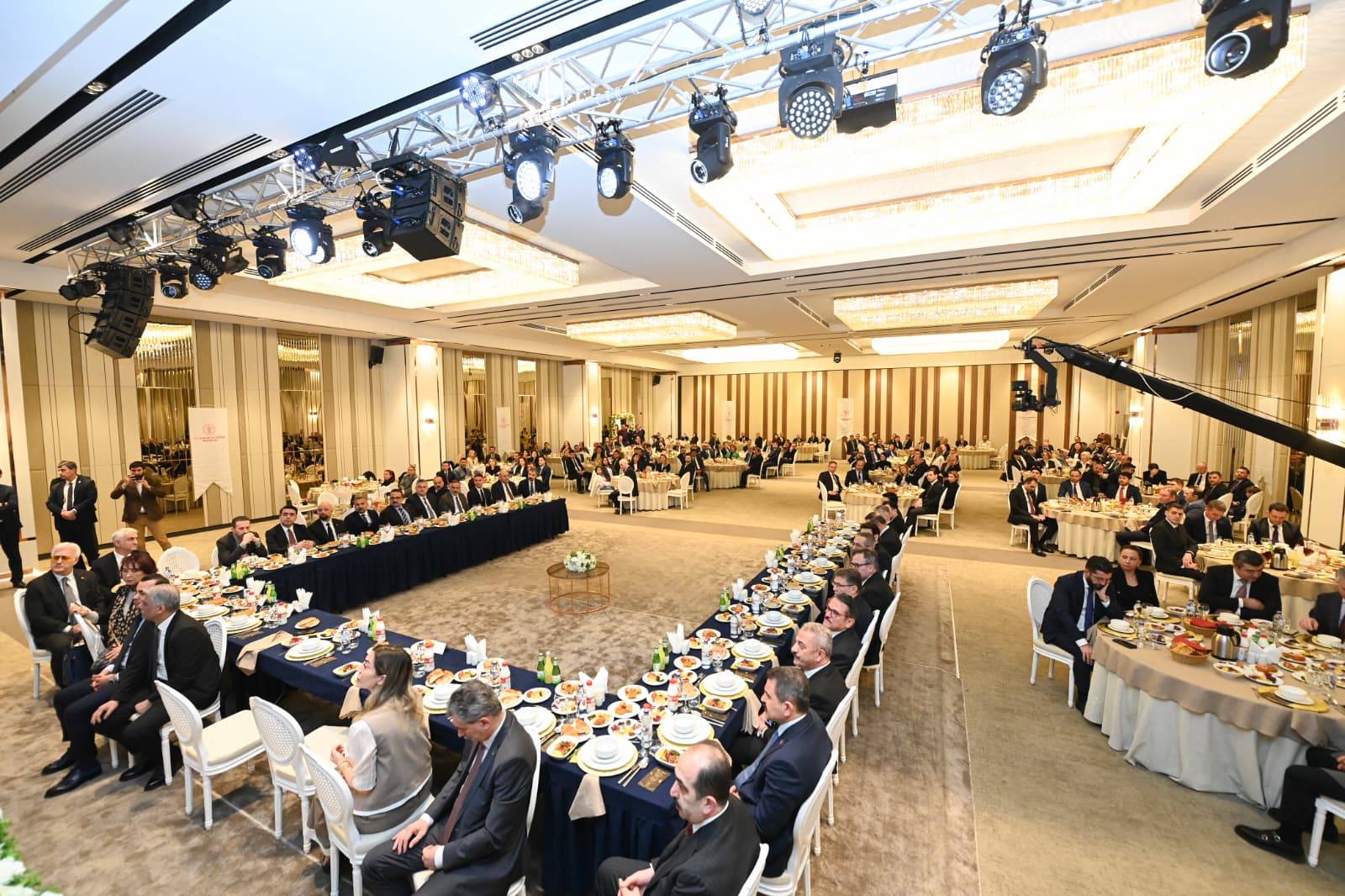 Kültür ve Turizm Bakanlığı iftar yemeği