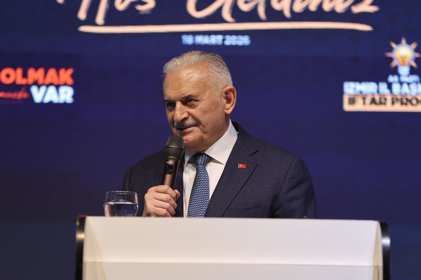 Binali Yıldırım iftar programında