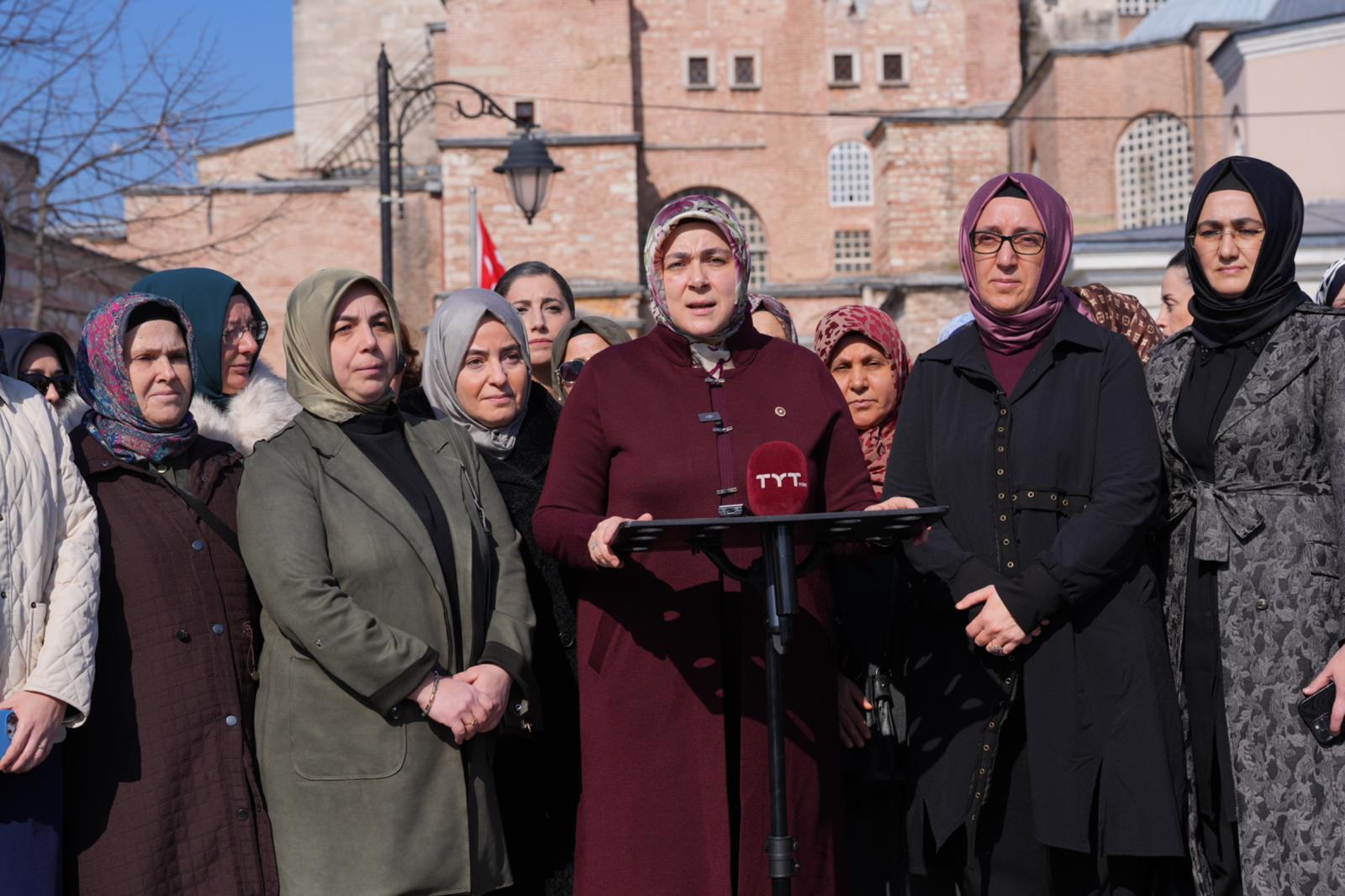 AK Parti Kadın Kolları Ayasofya Hatim Duası
