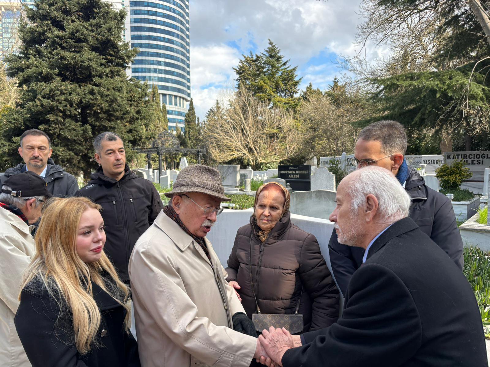 Haluk Şahin konuşma yapıyor