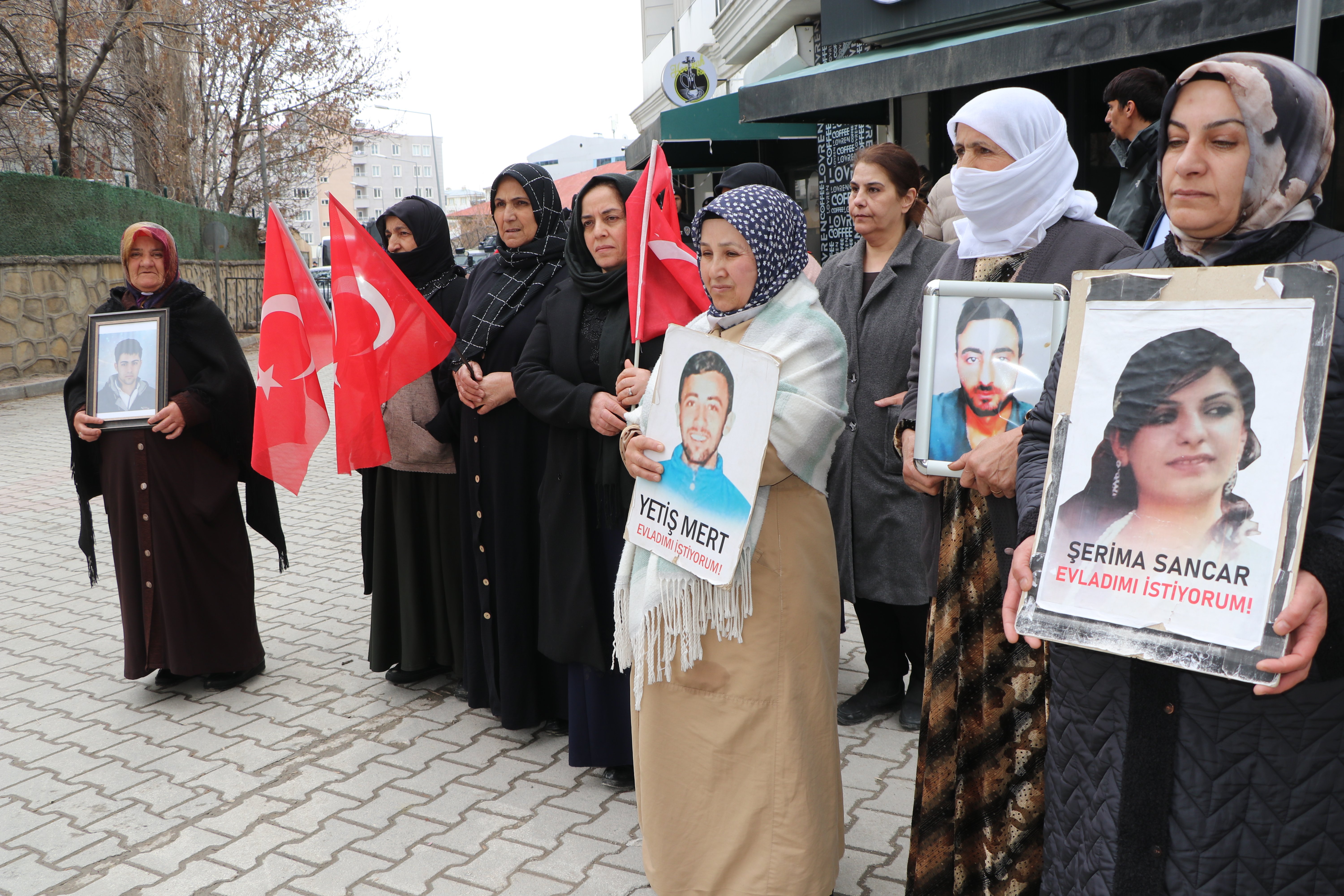 Nazlı Sancar evlat nöbeti açıklaması