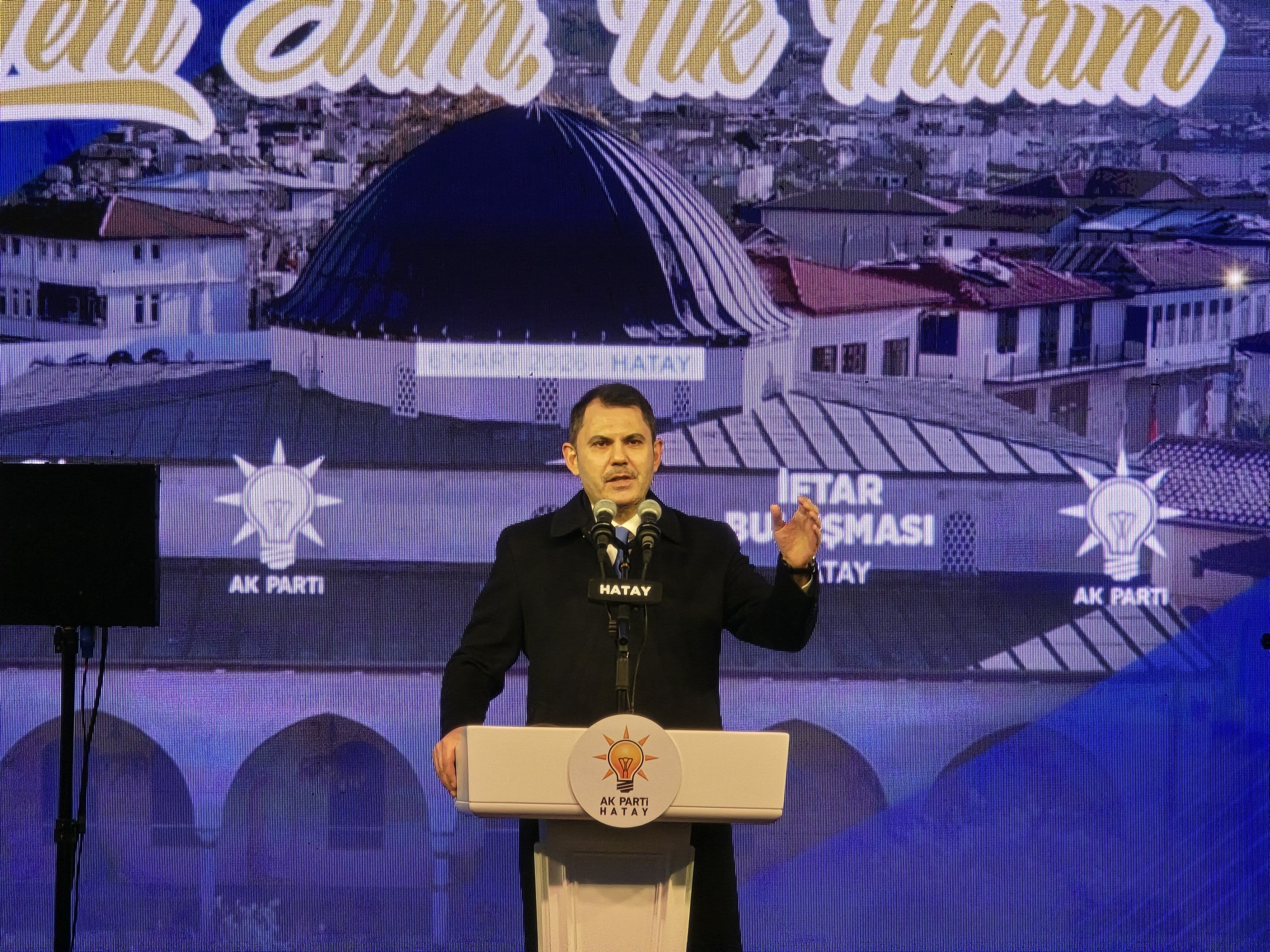 Bakan Murat Kurum Hatay iftar programında konuşuyor