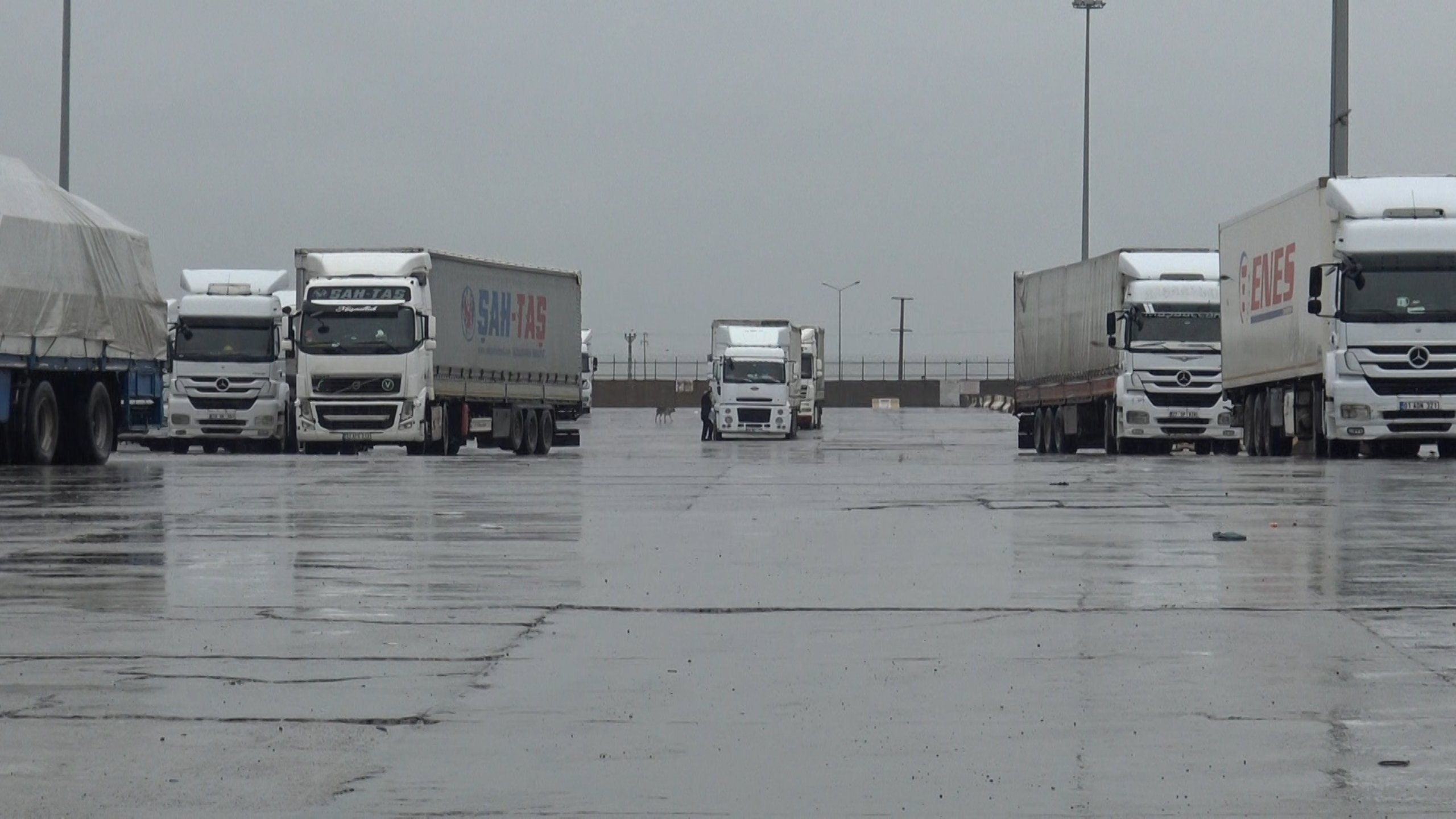 Habur Sınır Kapısı tır trafiği